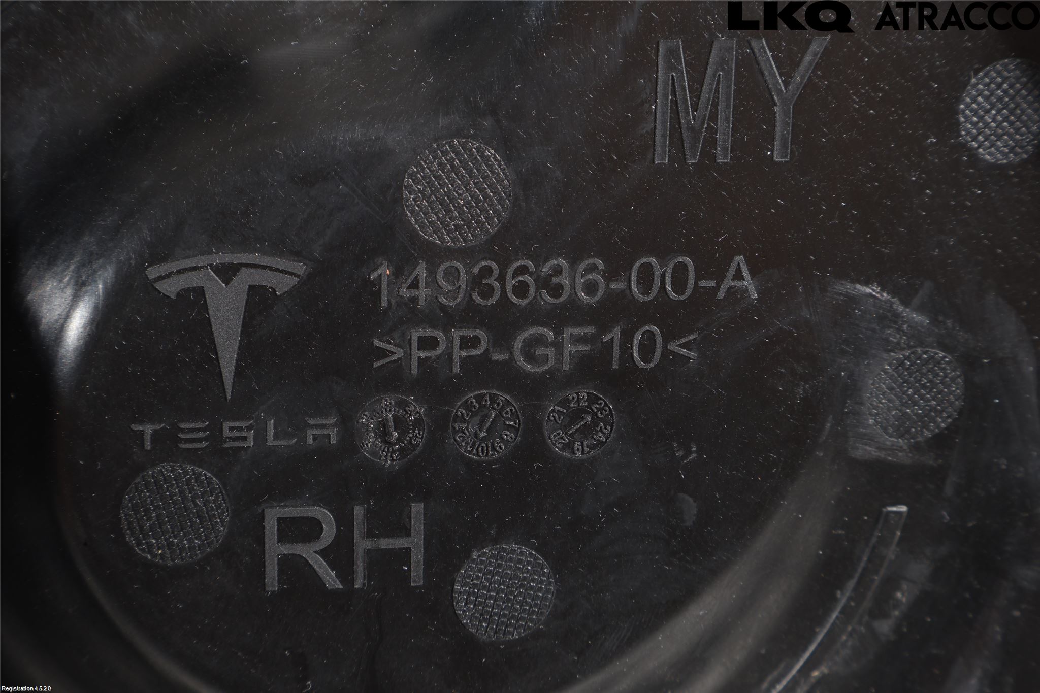 Tesla MODEL Y 21- Hasplåt Plåt-Plast