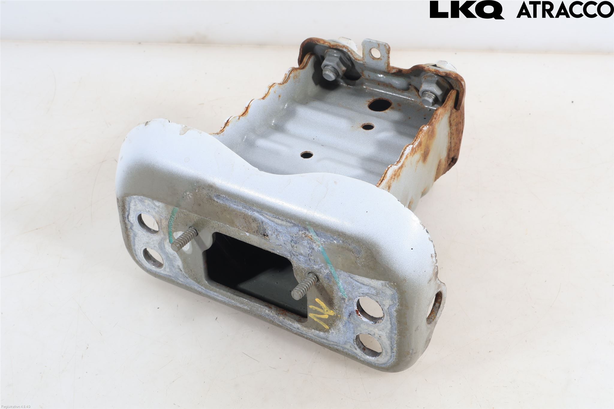 Toyota YARIS XP130 12-14 Stötfångarbärjärn Fram