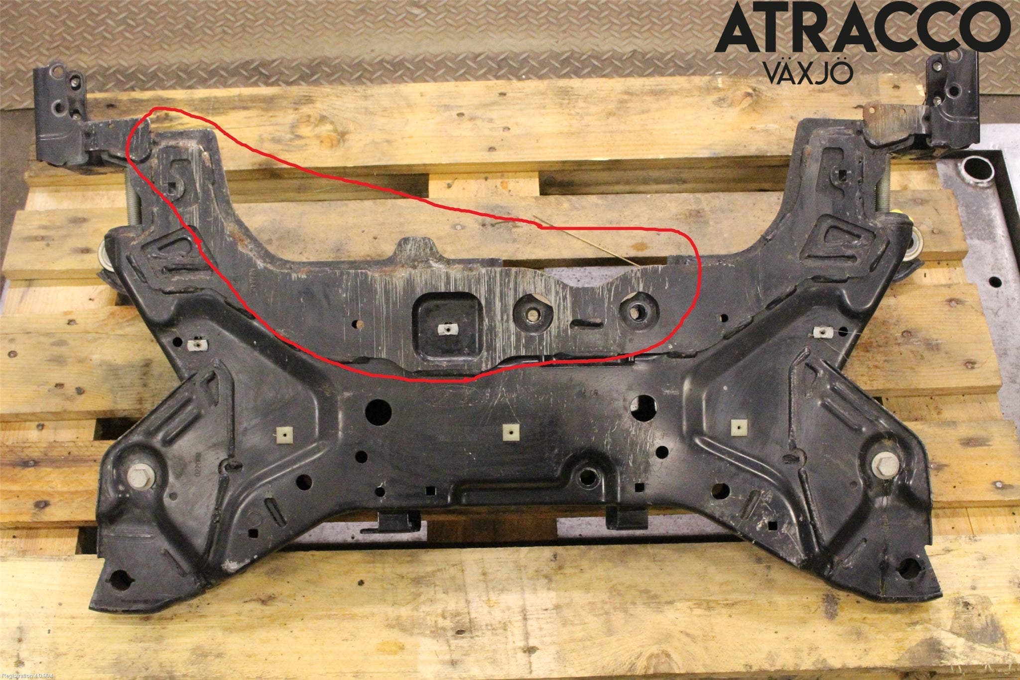 Ford FOCUS 19- Framvagnsbalk