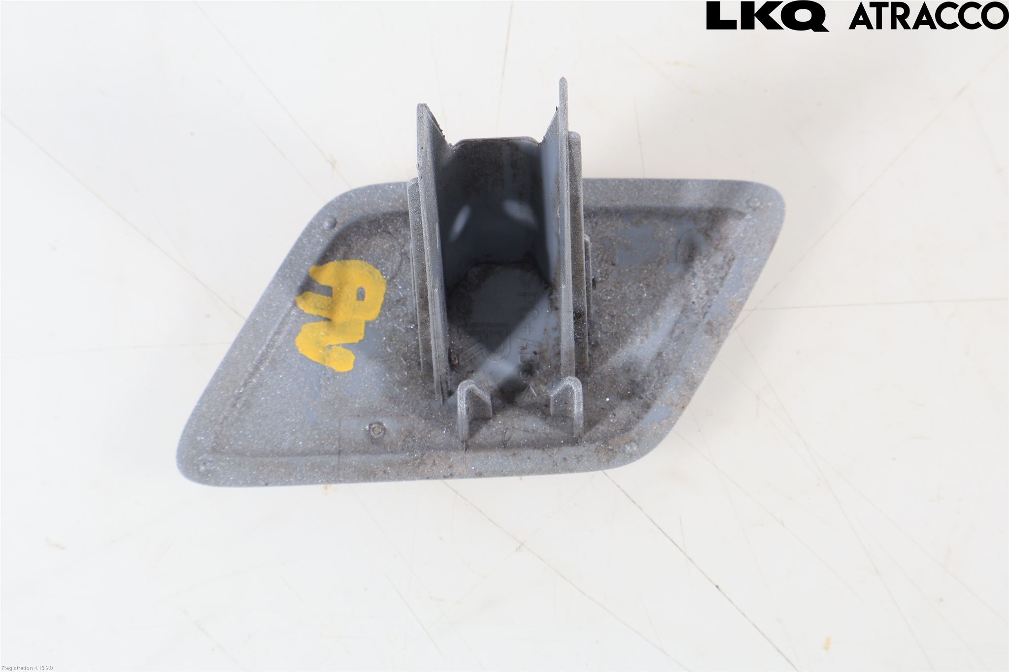 Toyota AURIS 13-19 Stötfångardel Fram Hö