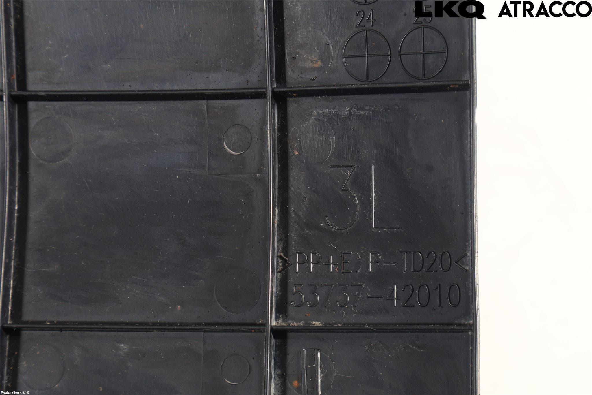 Toyota RAV4 19- Hasplåt Plåt-Plast