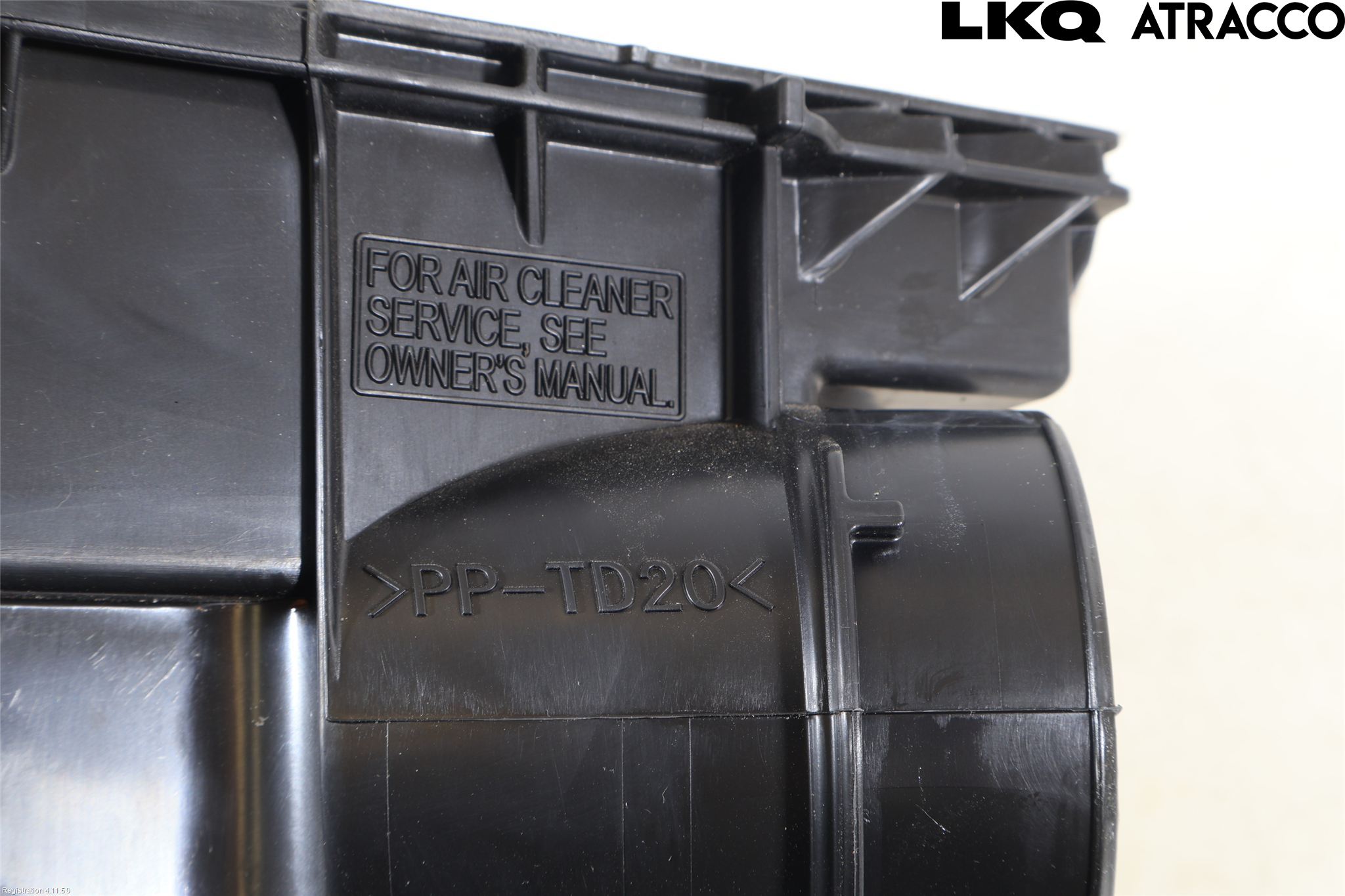 Toyota YARIS CROSS XP21 21- Luftrenare