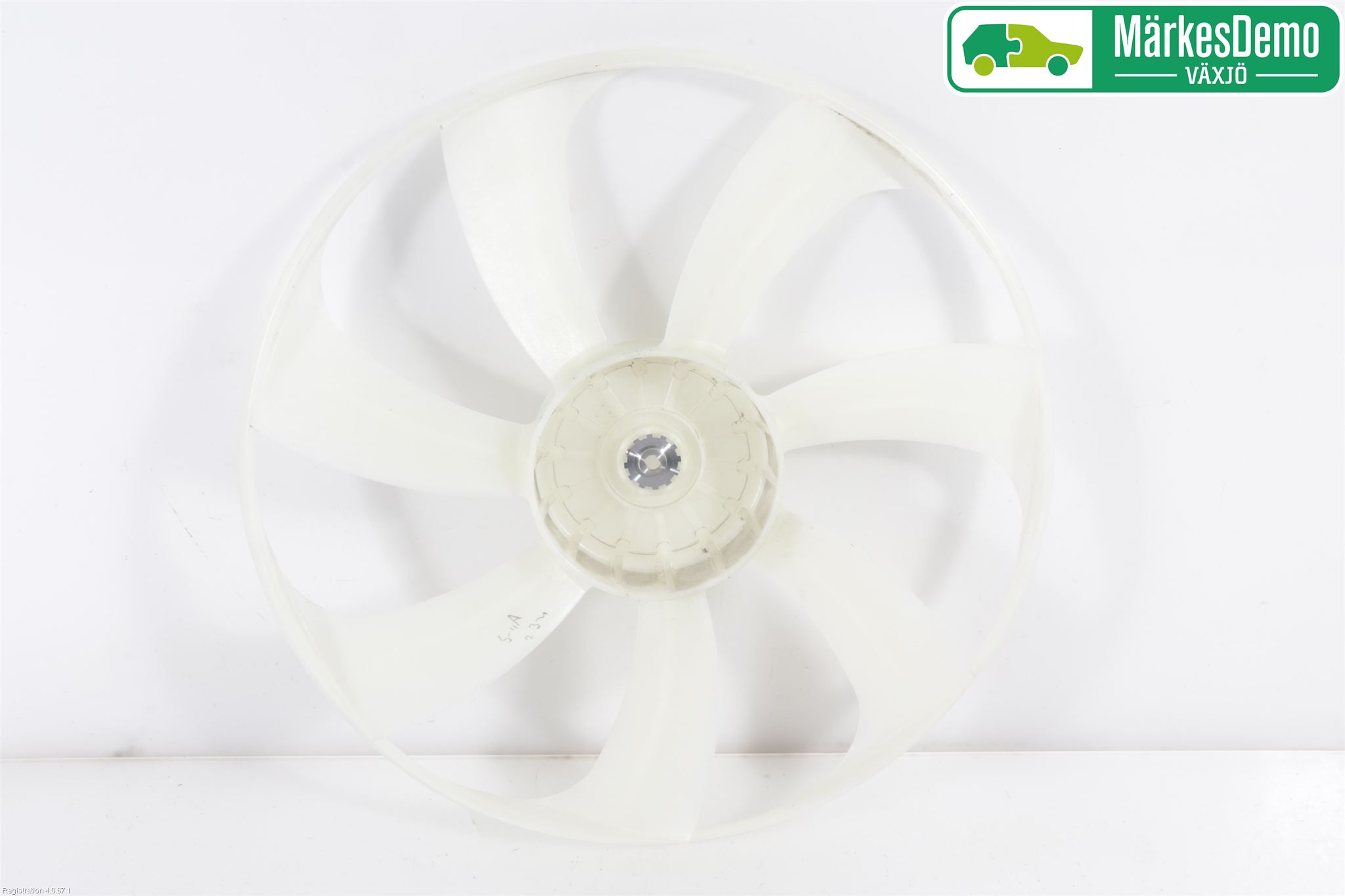 Suzuki BALENO 95-19 Kylfläkt-Vinge