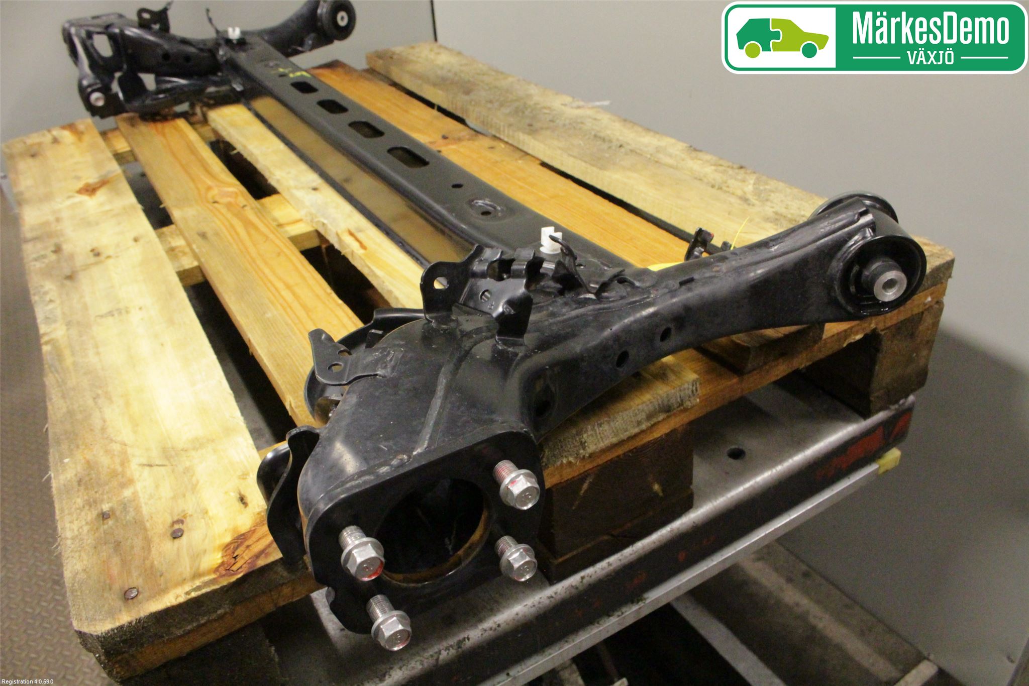 Suzuki SWIFT 17-24 Bakaxelbalk