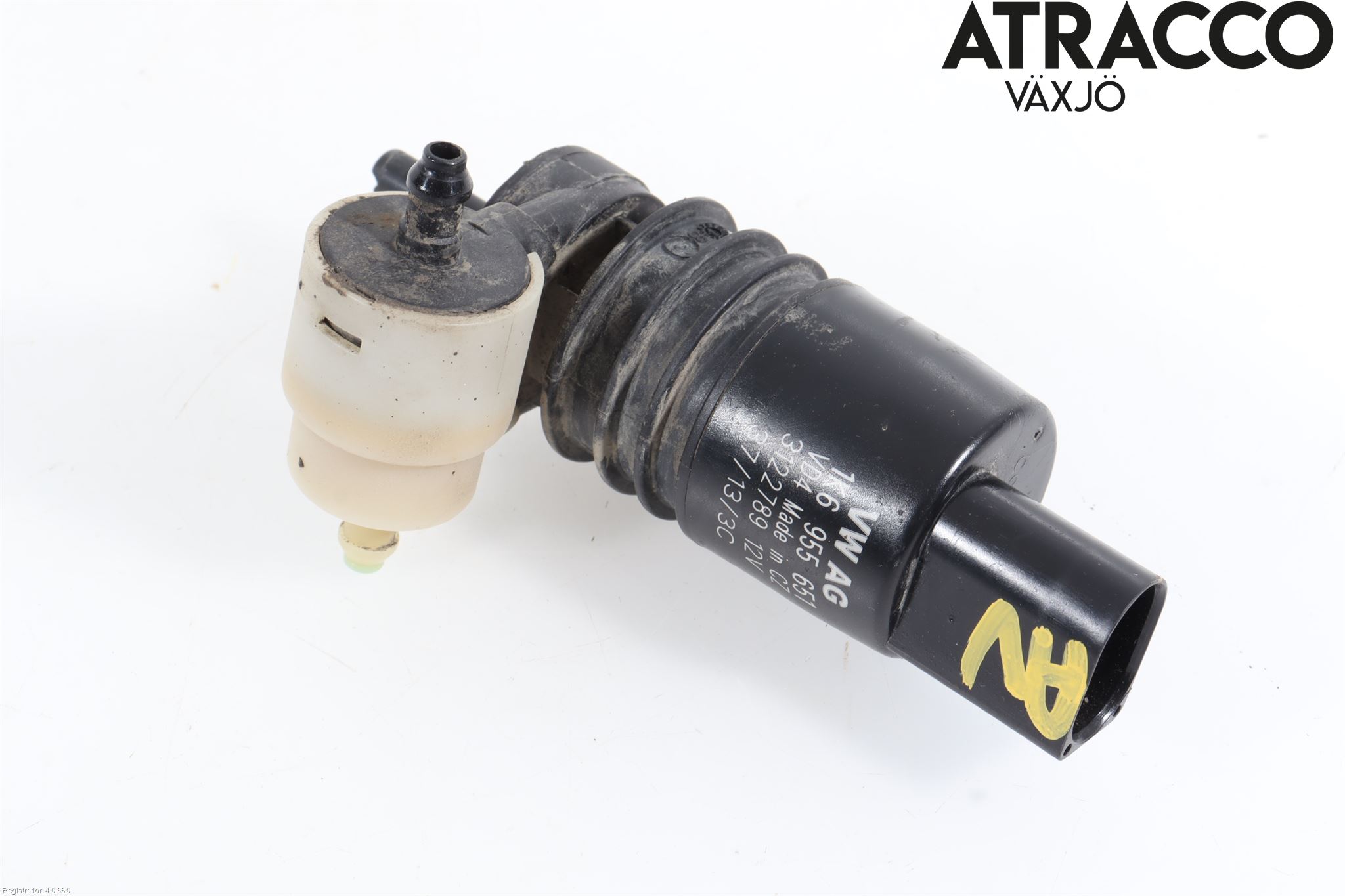 Volkswagen VW TOURAN 10-15 Spolarpump Vindruta