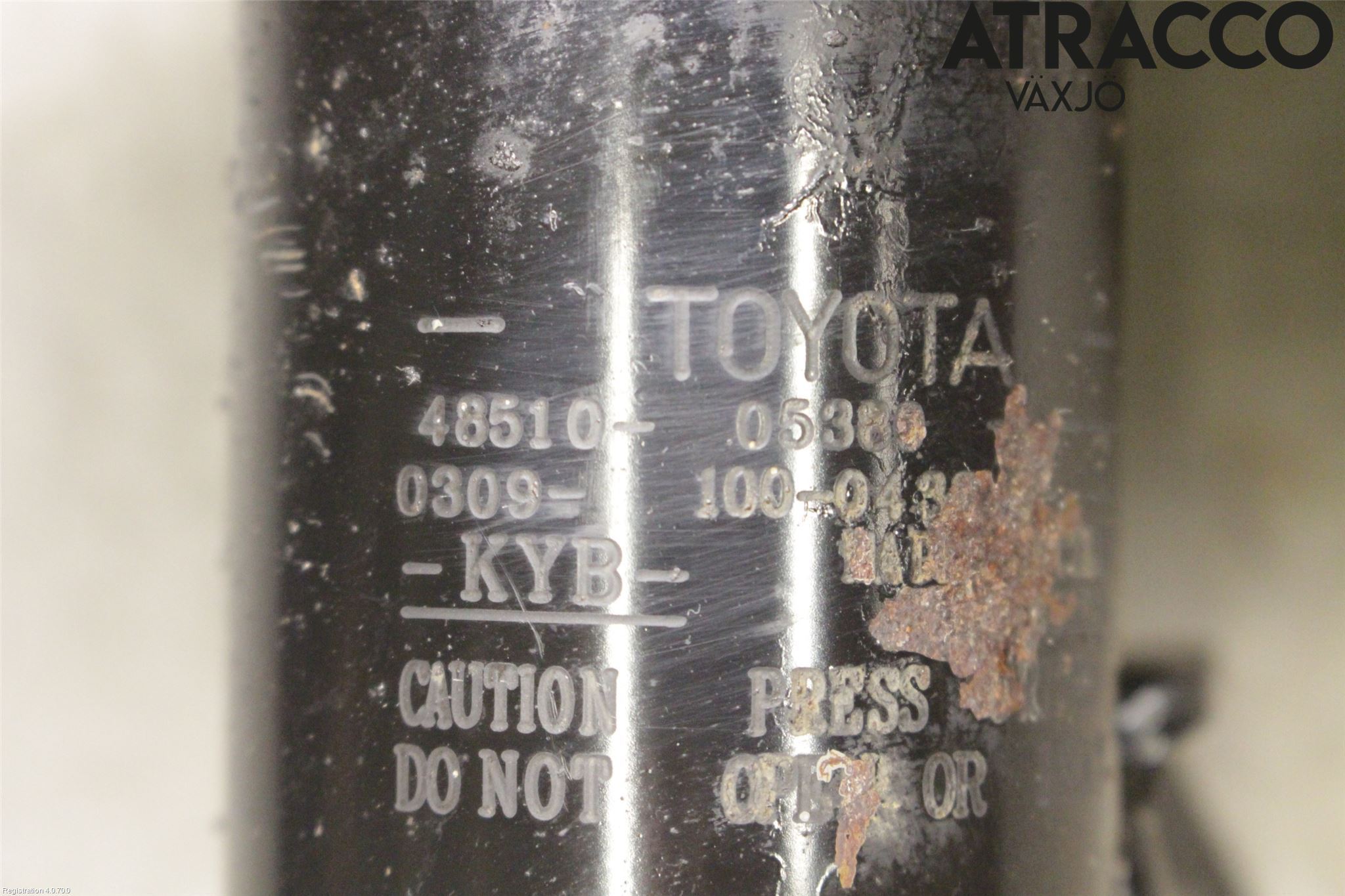 Toyota AVENSIS 16-18 Fjäderben Fram Höger