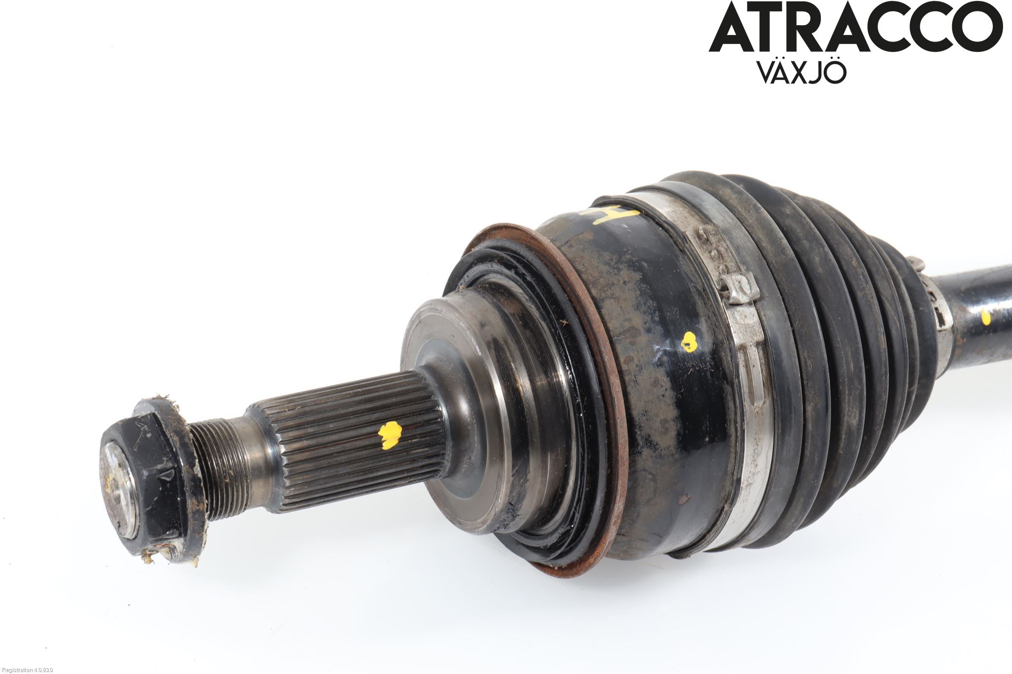 Toyota HILUX 16- Drivaxel Fram Höger
