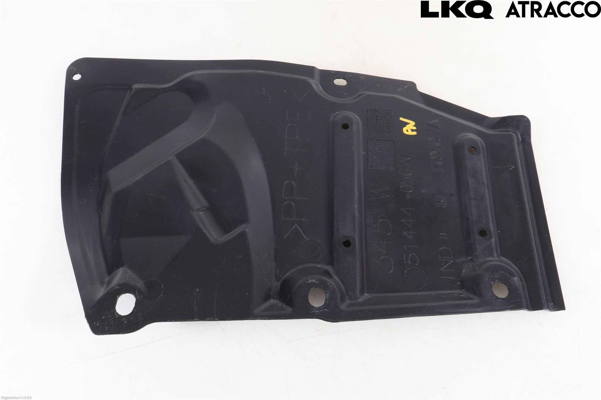 Toyota AVENSIS 16-18 Hasplåt Plåt-Plast