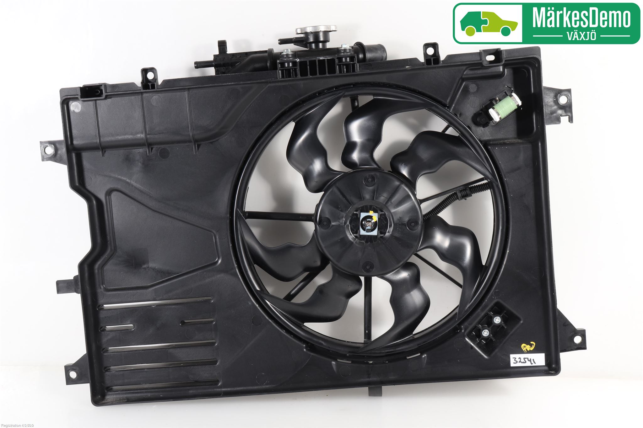 Mazda CX-30 20- Kylfläktkåpa