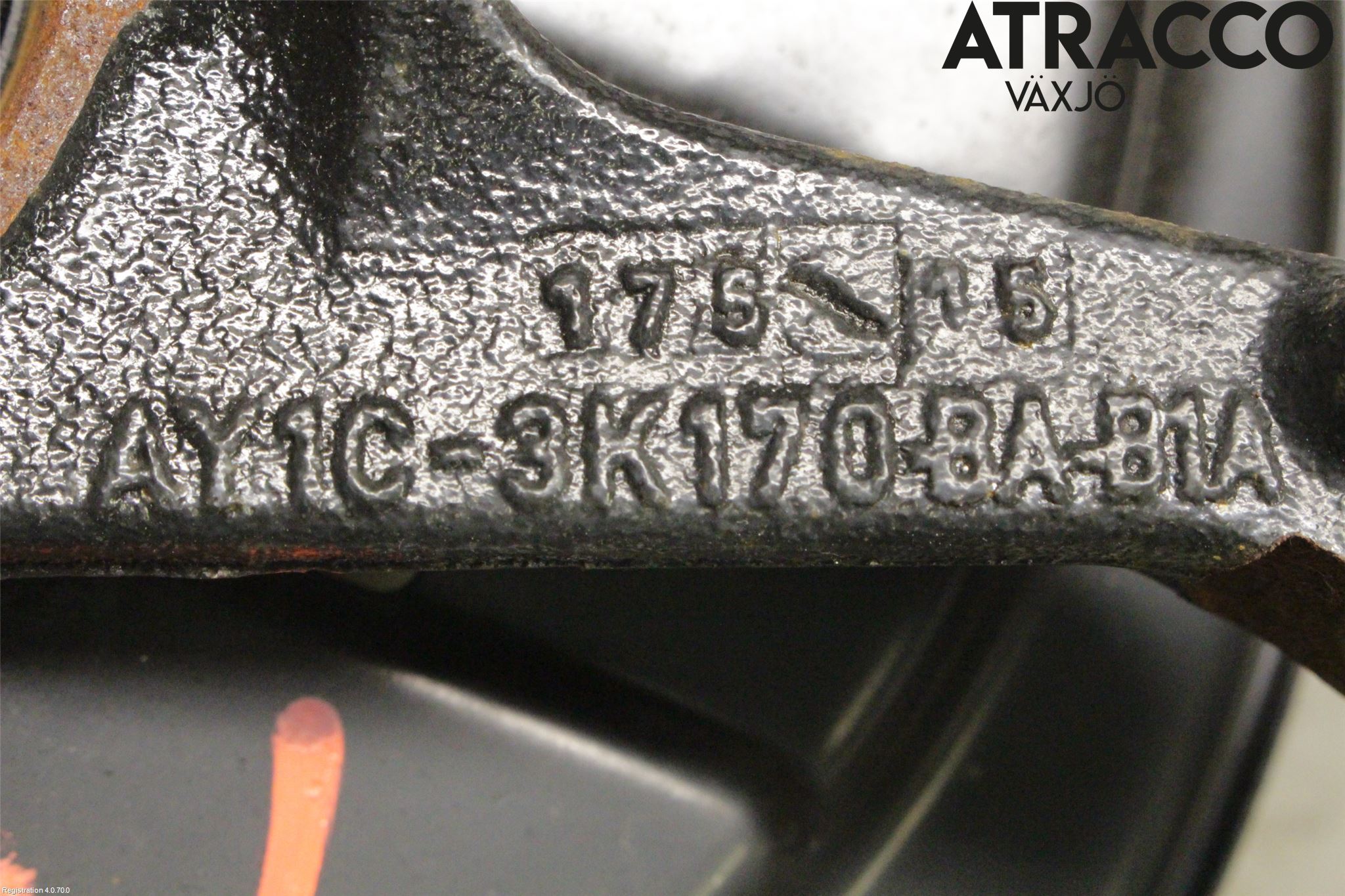 Ford FIESTA 13-17 Styrspindel Lagerhus Hö