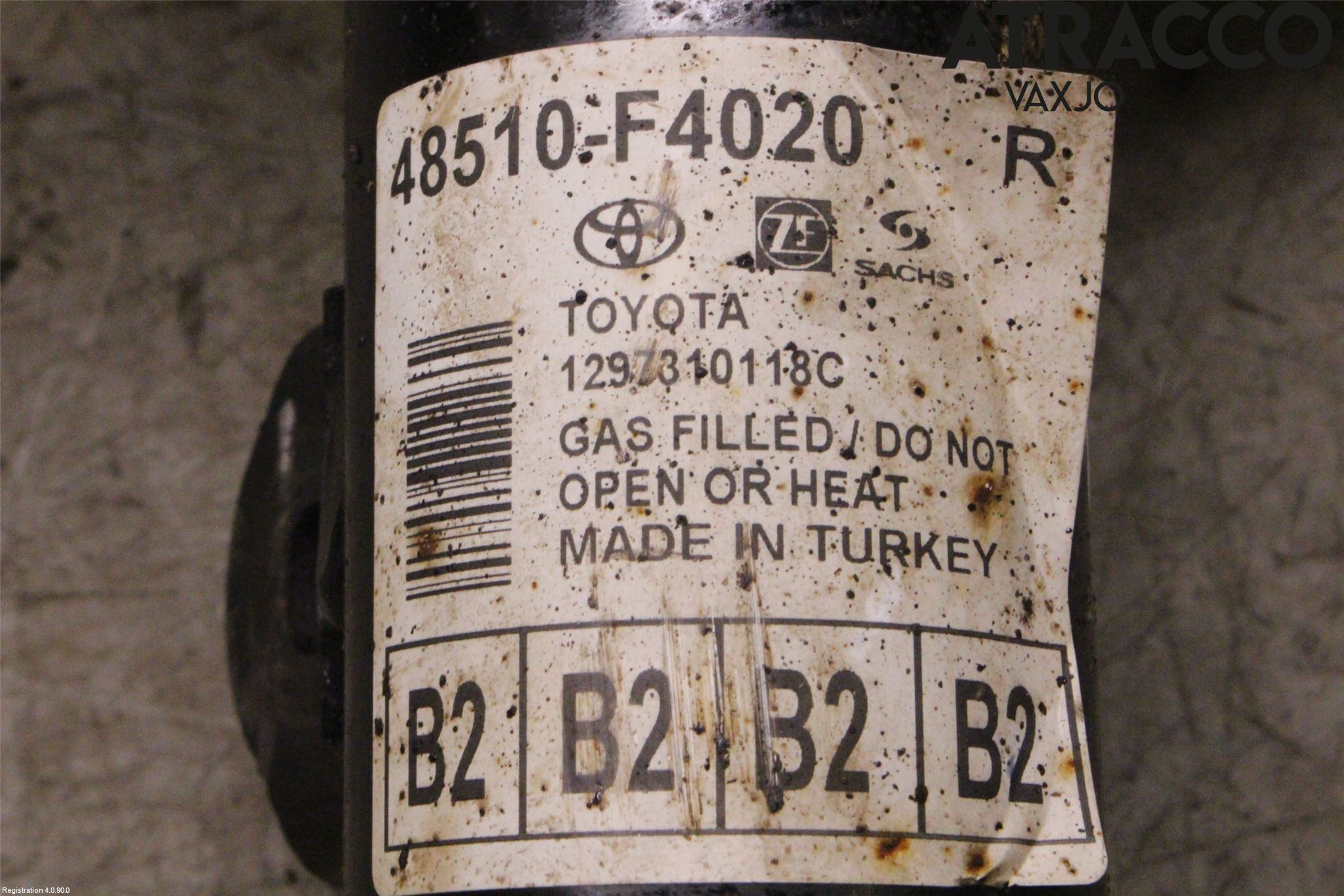 Toyota C-HR 16-23 Fjäderben Fram Höger