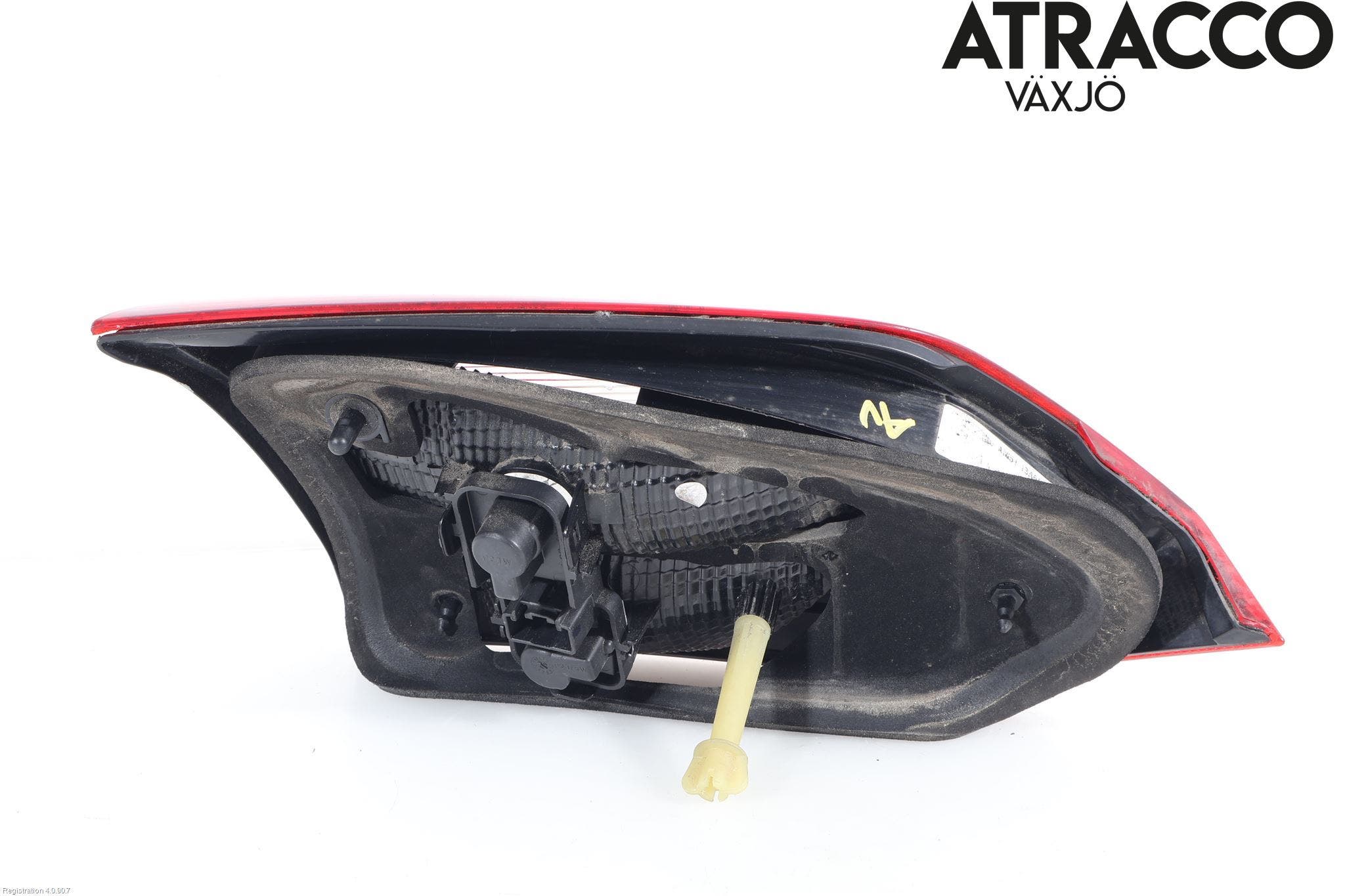 Ford GRAND C-MAX 11-14 Bakljus Lucka Hö