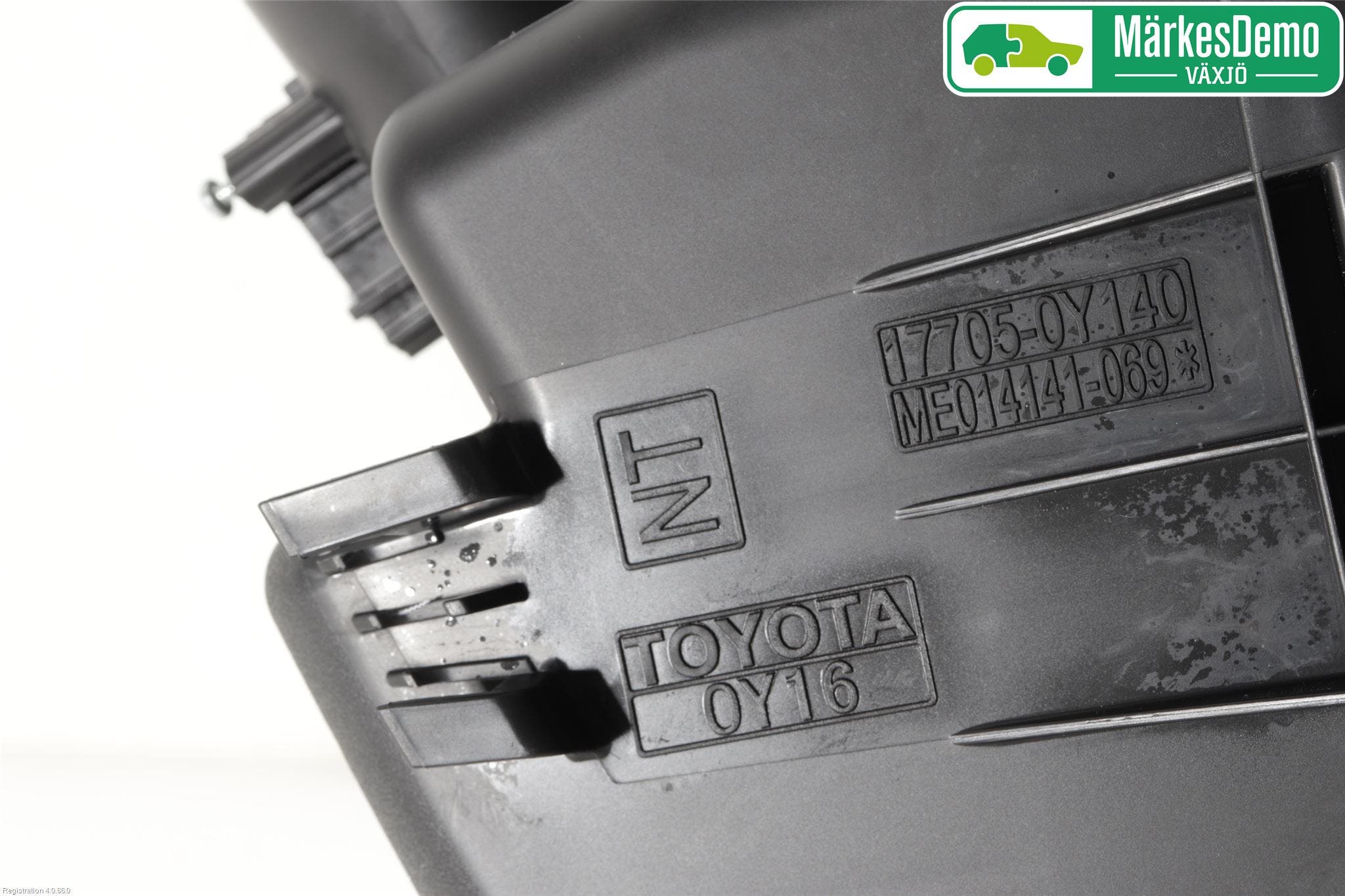 Toyota AURIS 13-19 Luftrenare