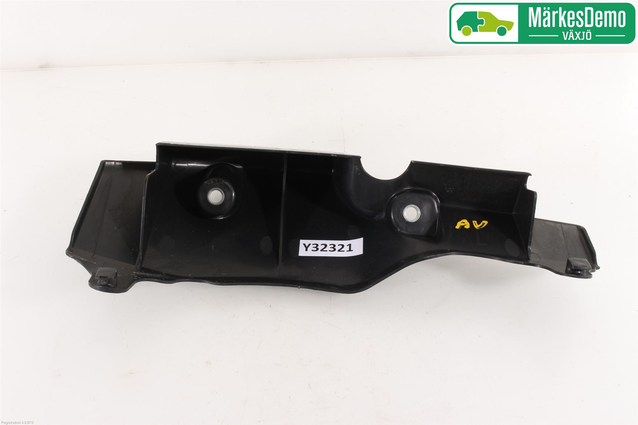 Toyota AURIS 13-19 Bärarm Bak Vänster