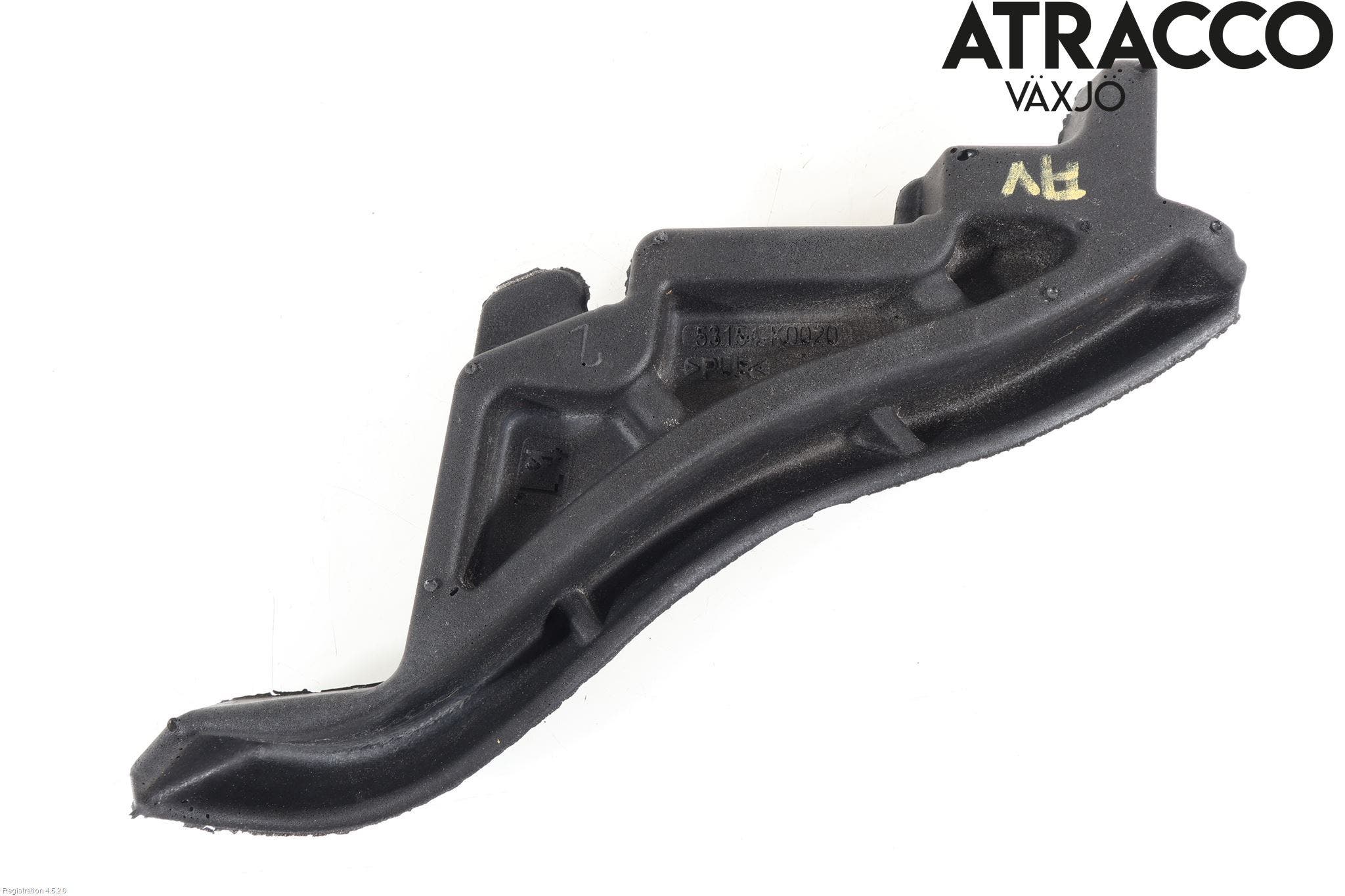 Toyota YARIS XP21 20- Front Övrigt