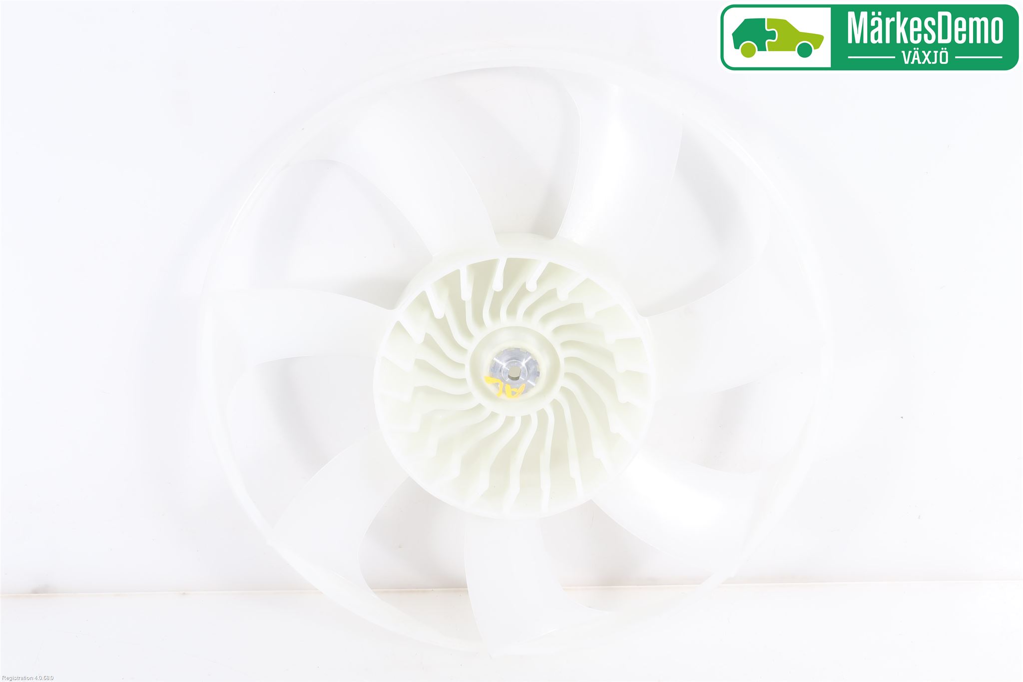 Toyota RAV4 13-18 Kylfläkt-Vinge