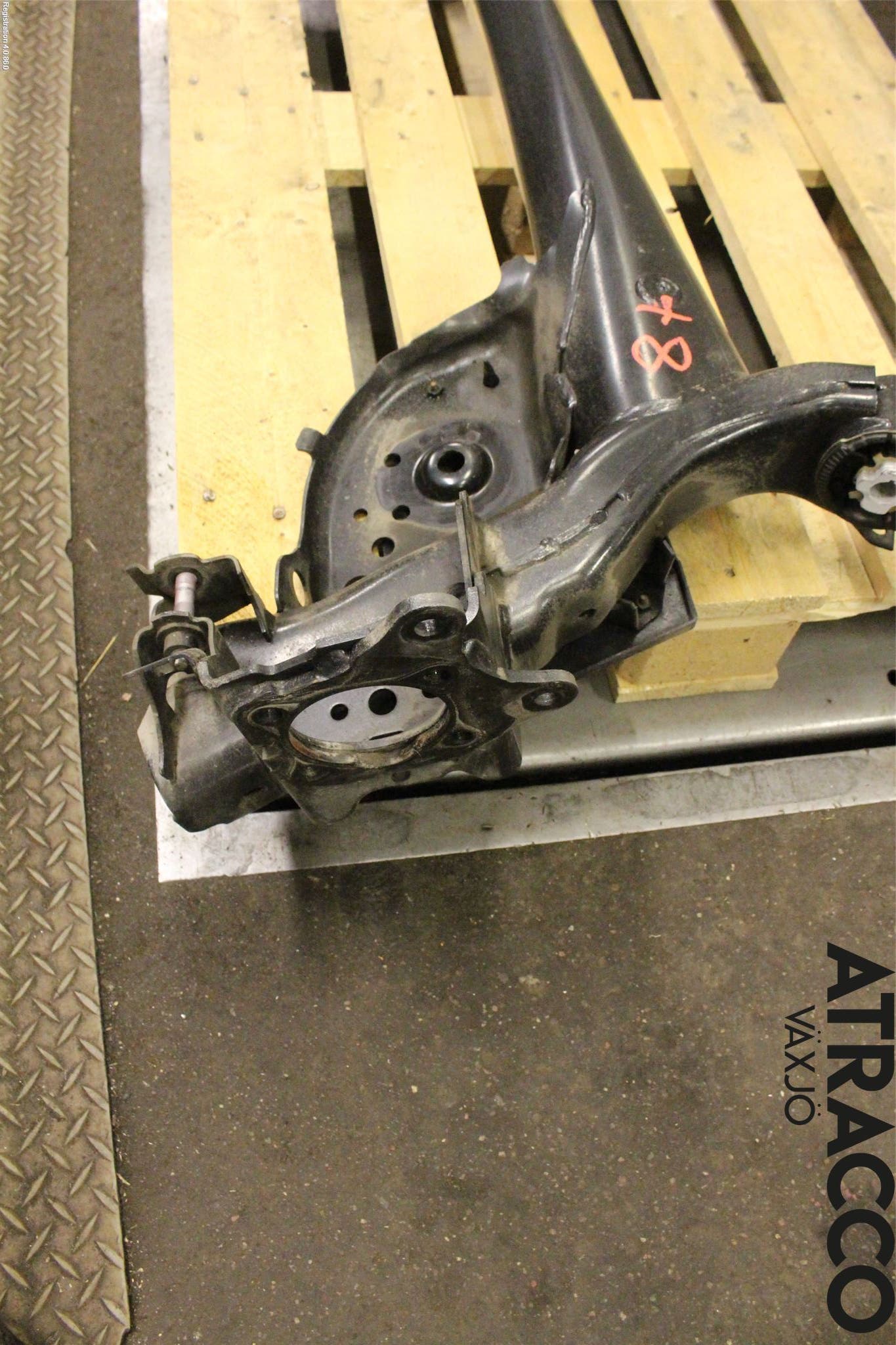 Mazda CX-30 20- Bakaxelbalk