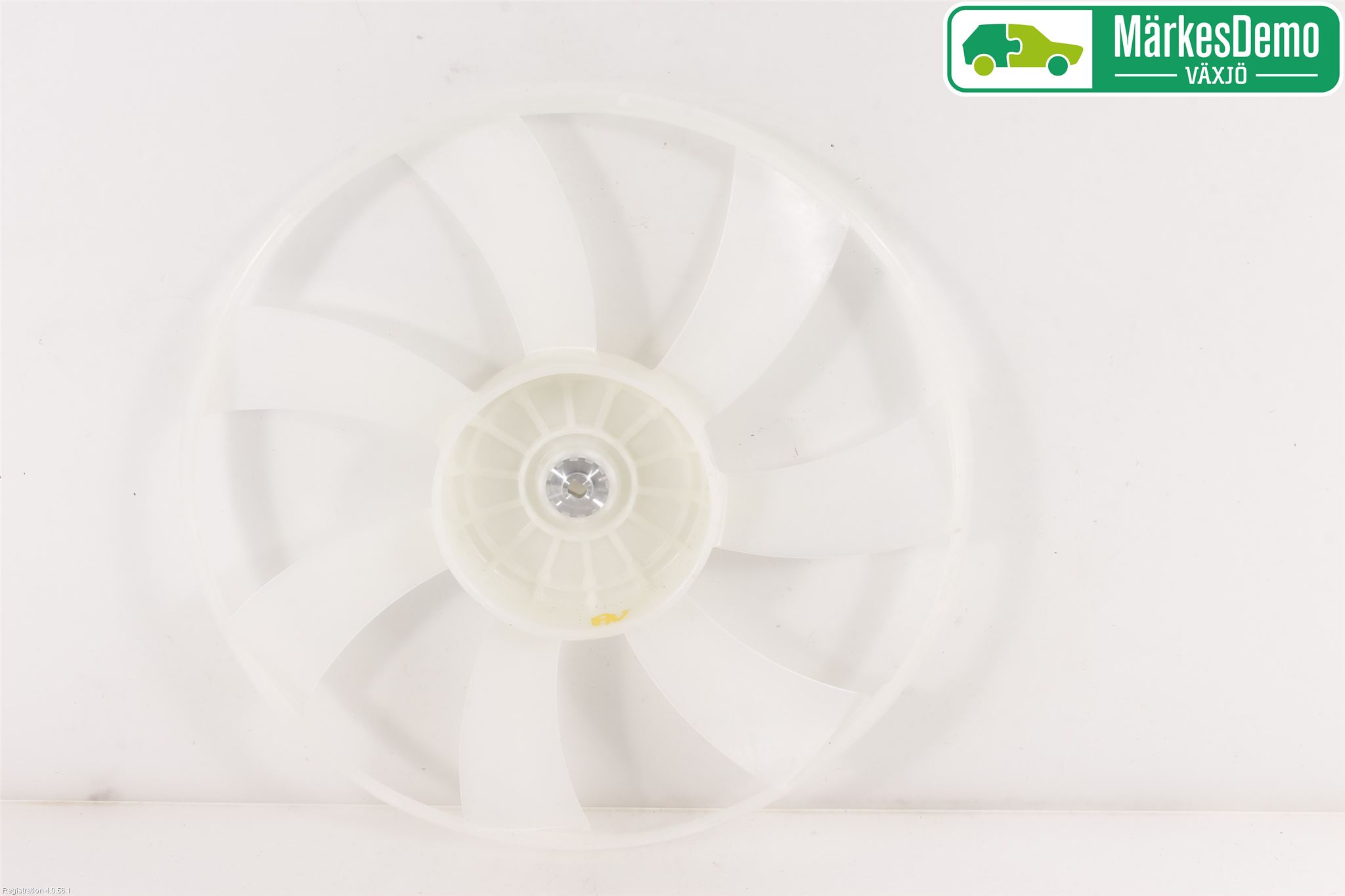 Toyota RAV4 13-18 Kylfläkt-Vinge