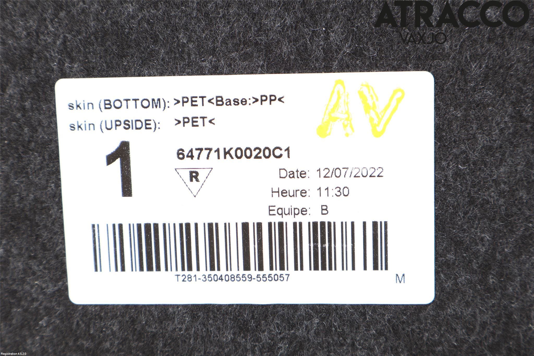 Toyota YARIS XP21 20- Bagage Golv