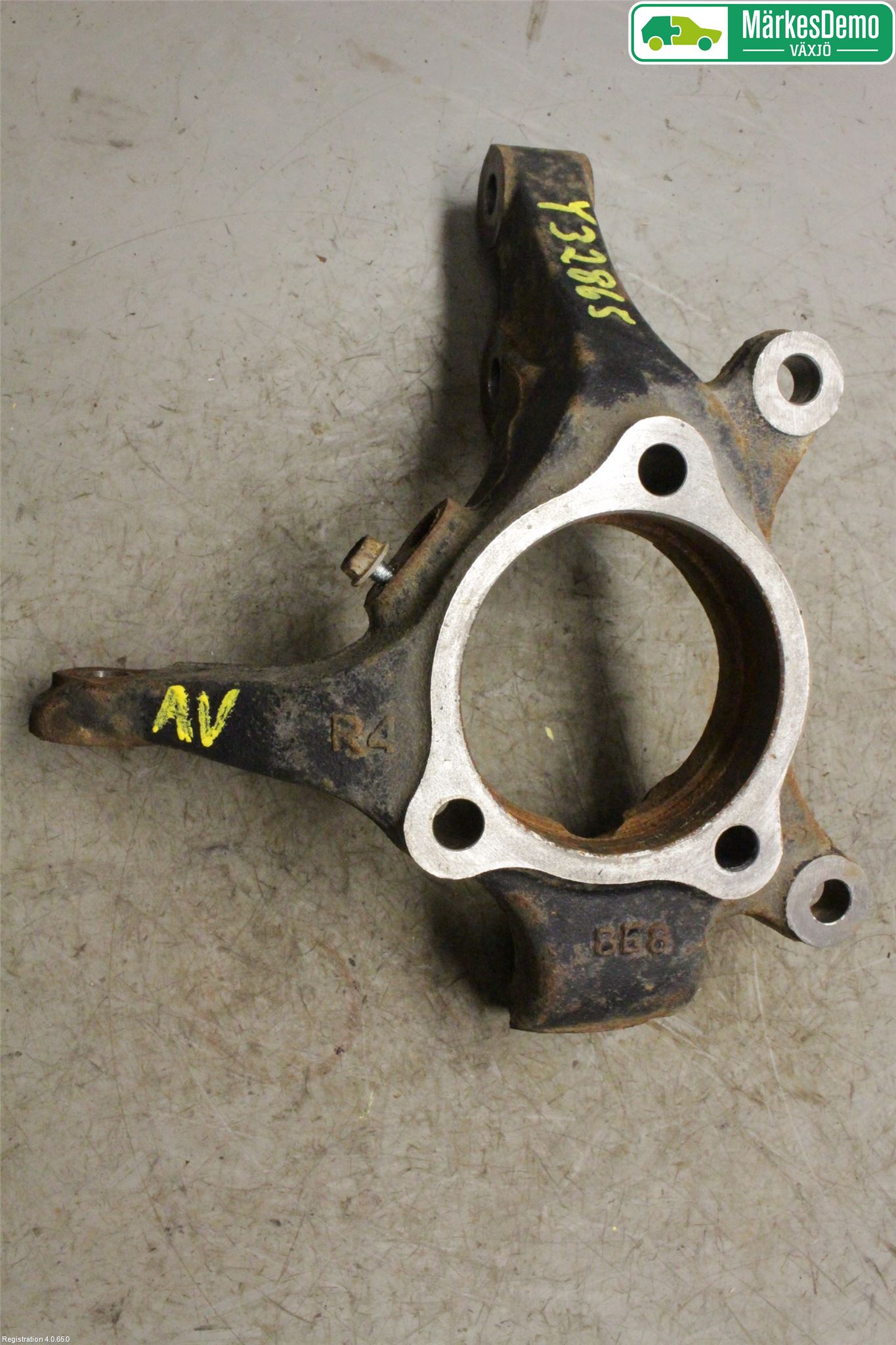 Suzuki SWIFT 17-24 Styrspindel Lagerhus Hö