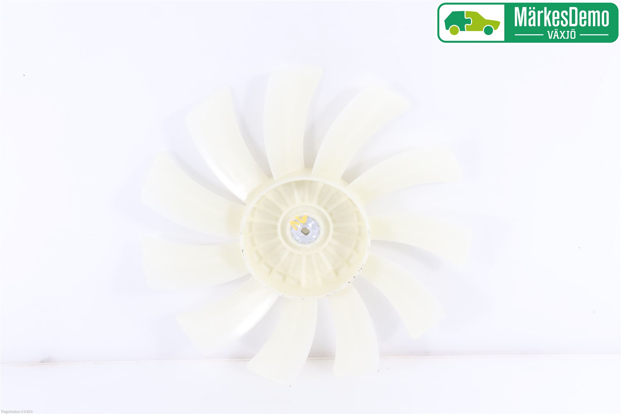 Suzuki VITARA 15- Kylfläkt-Vinge