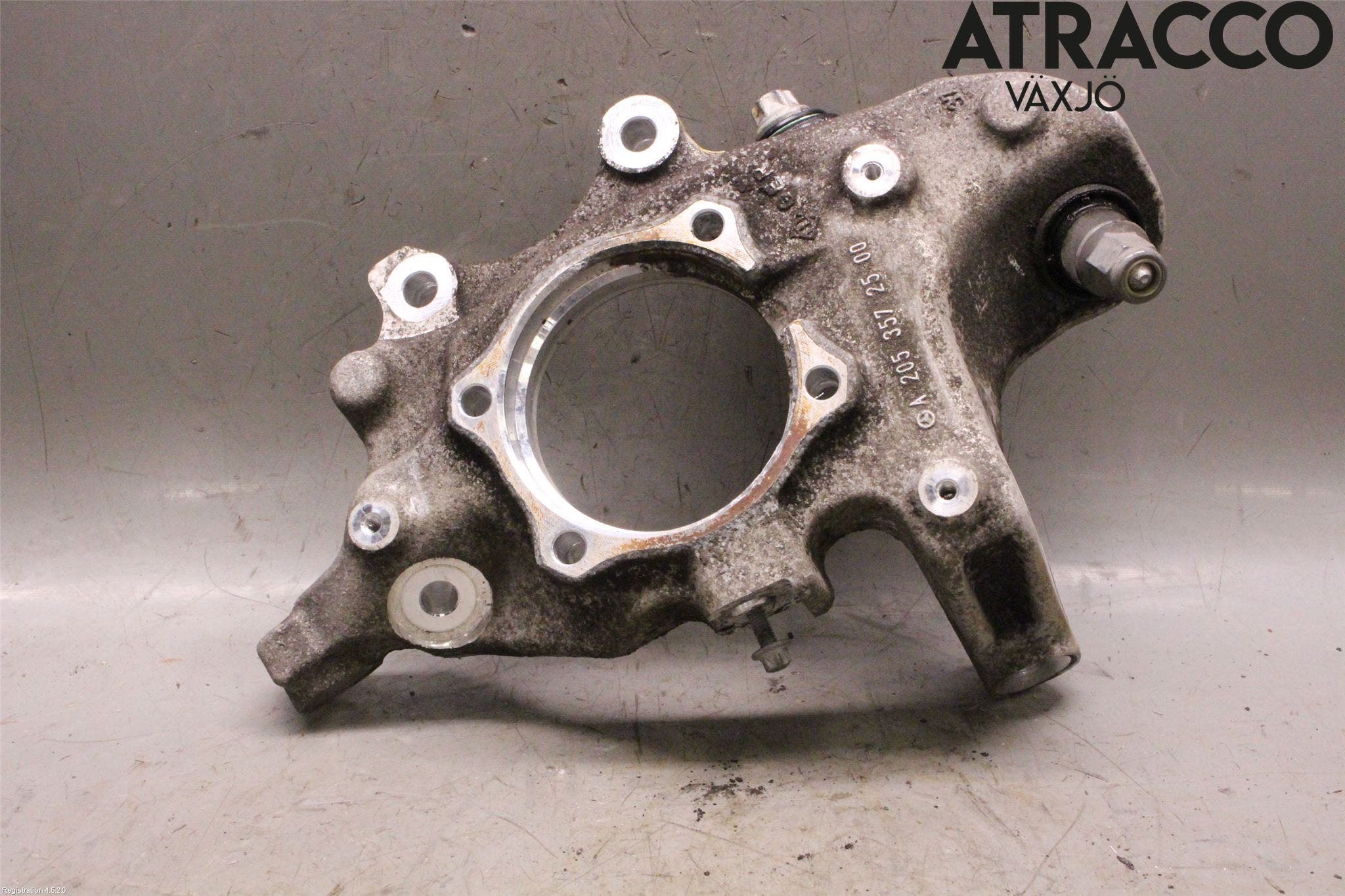 Mercedes-Benz MB C-KLASS (W205) 14-21 Hjullagerhus-Spindel Vä B