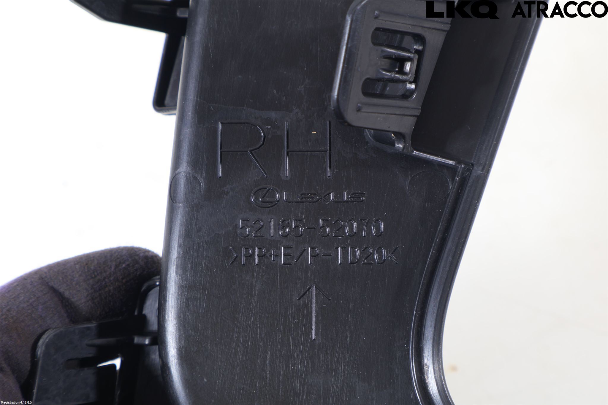 Lexus LBX 24- Stötfångardel Bak Hö