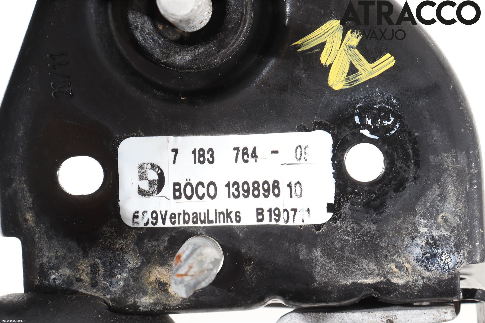 BMW 5 F10/F11/F18 09-17 Huv Spärr