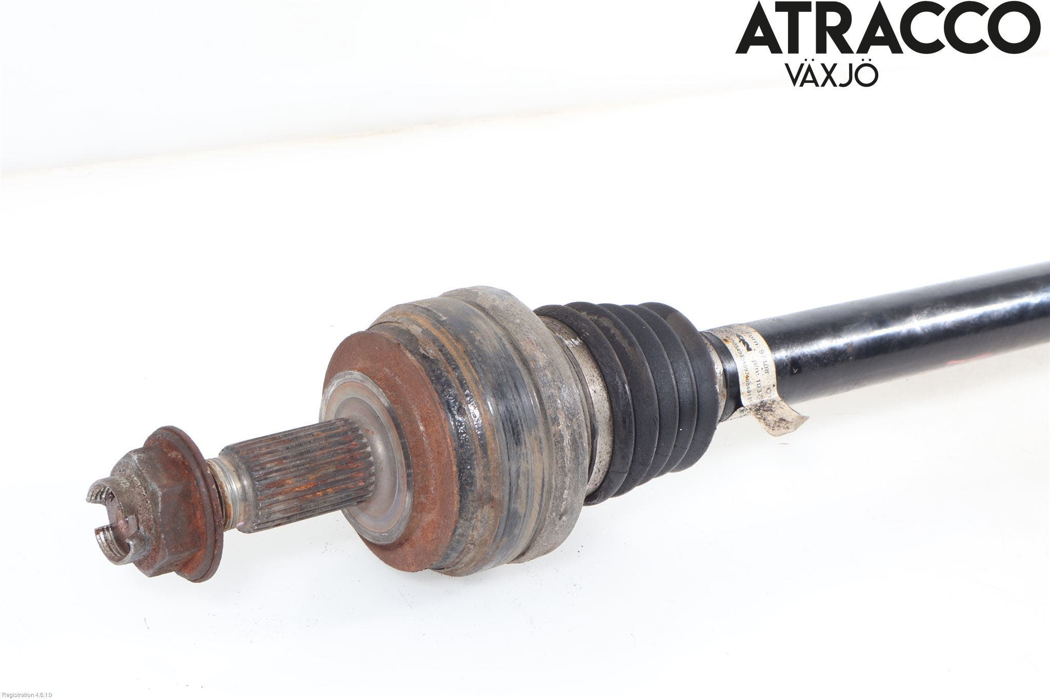 Alfa GIULIA Drivaxel Bak Höger