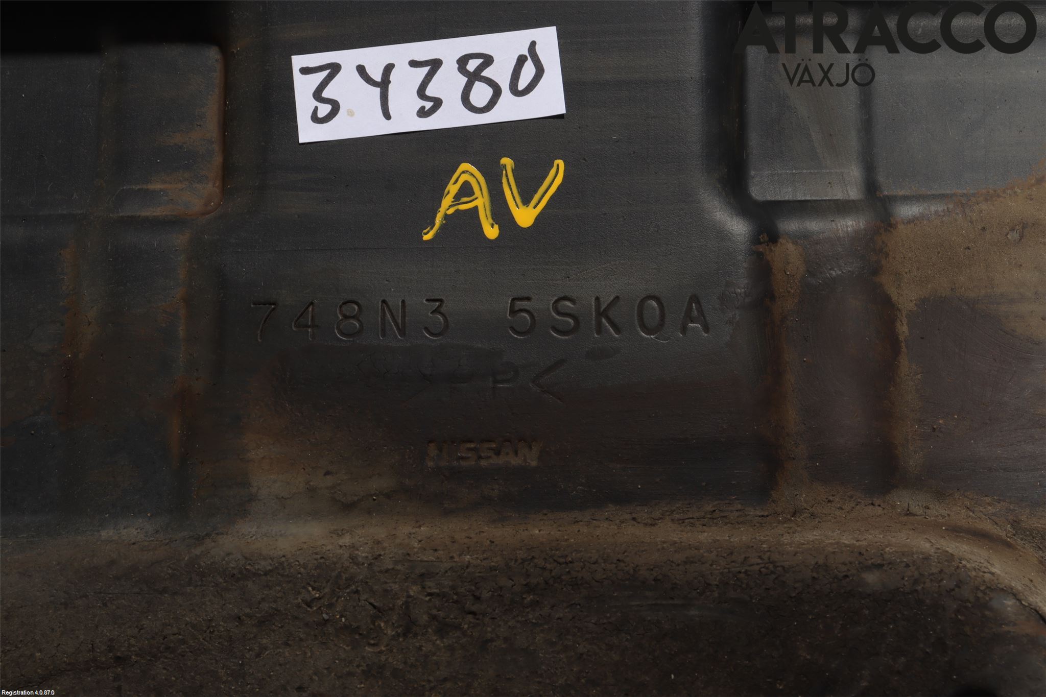 Nissan LEAF 18- Hasplåt Plåt-Plast