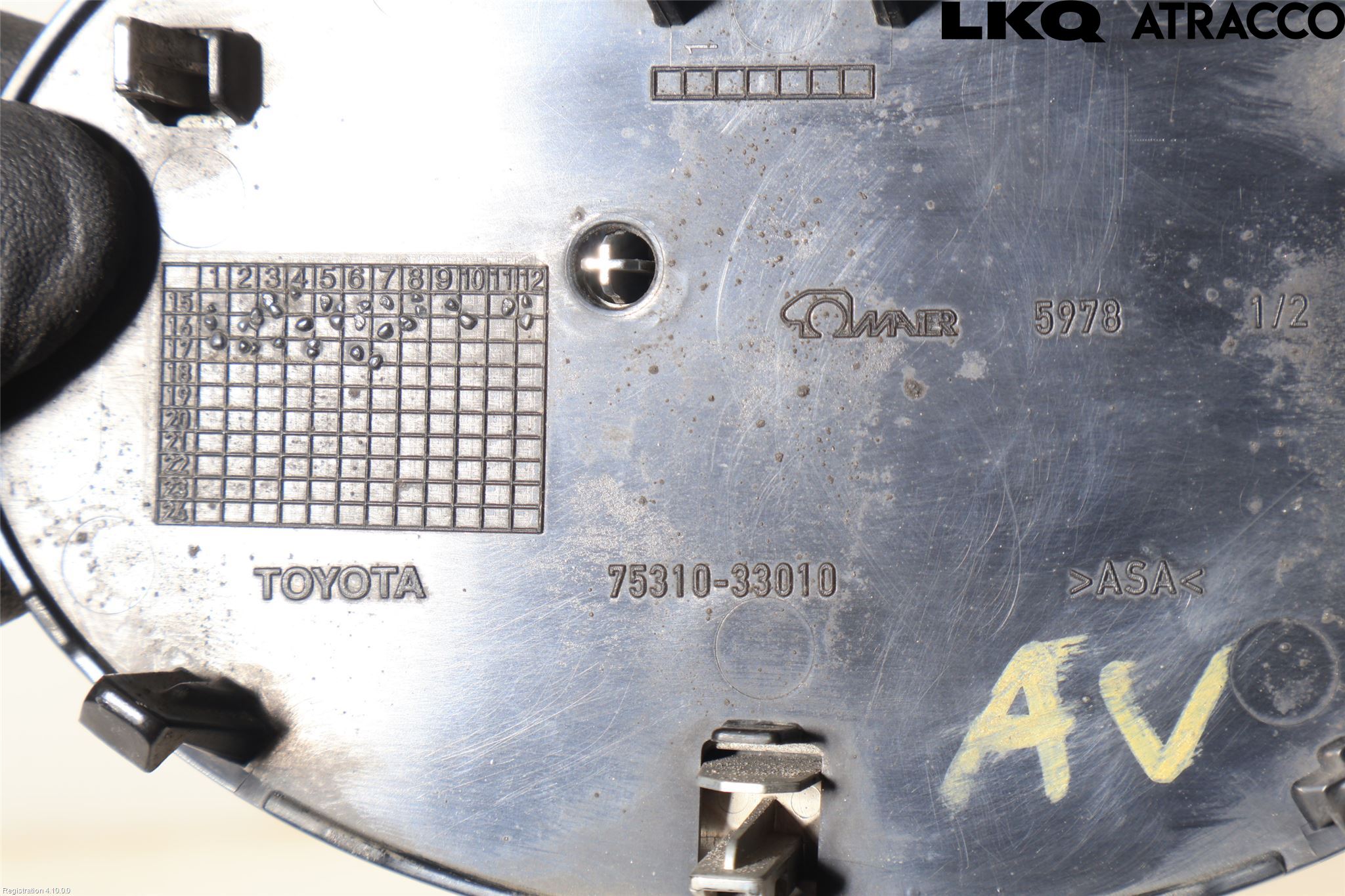 Toyota AURIS 13-19 Emblem