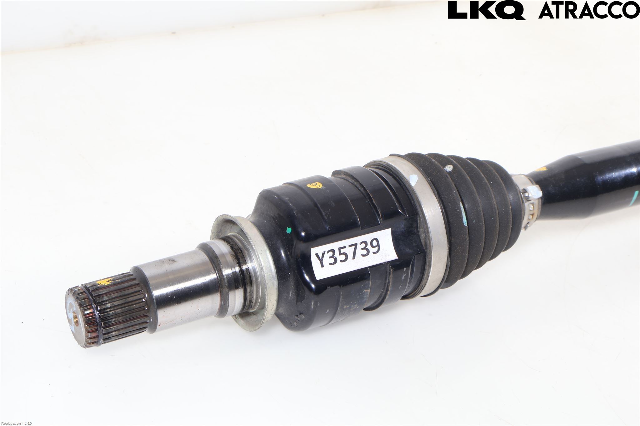 Toyota C-HR 16-23 Drivaxel Fram Höger