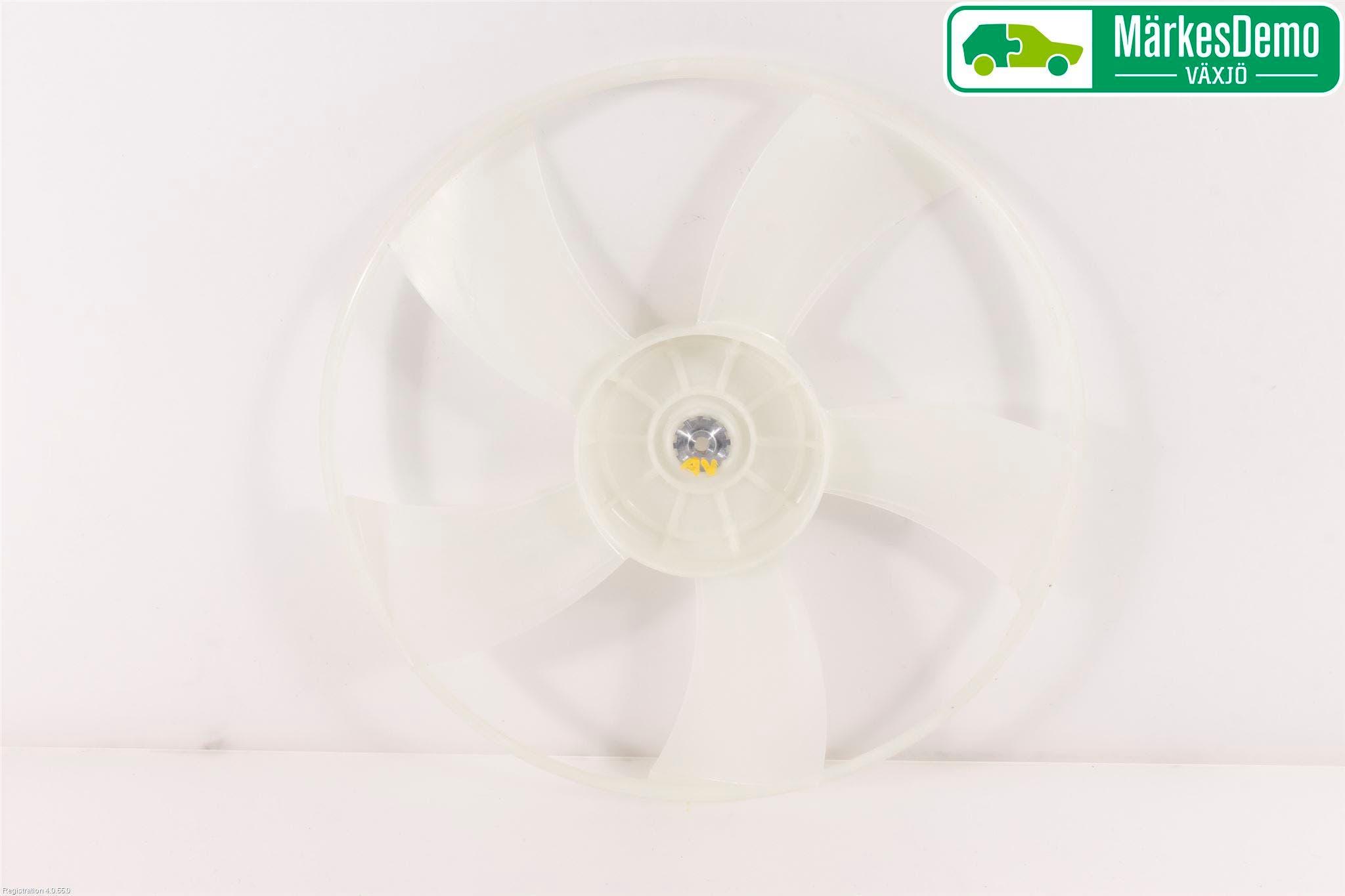 Toyota YARIS XP130 15-20 Kylfläkt-Vinge