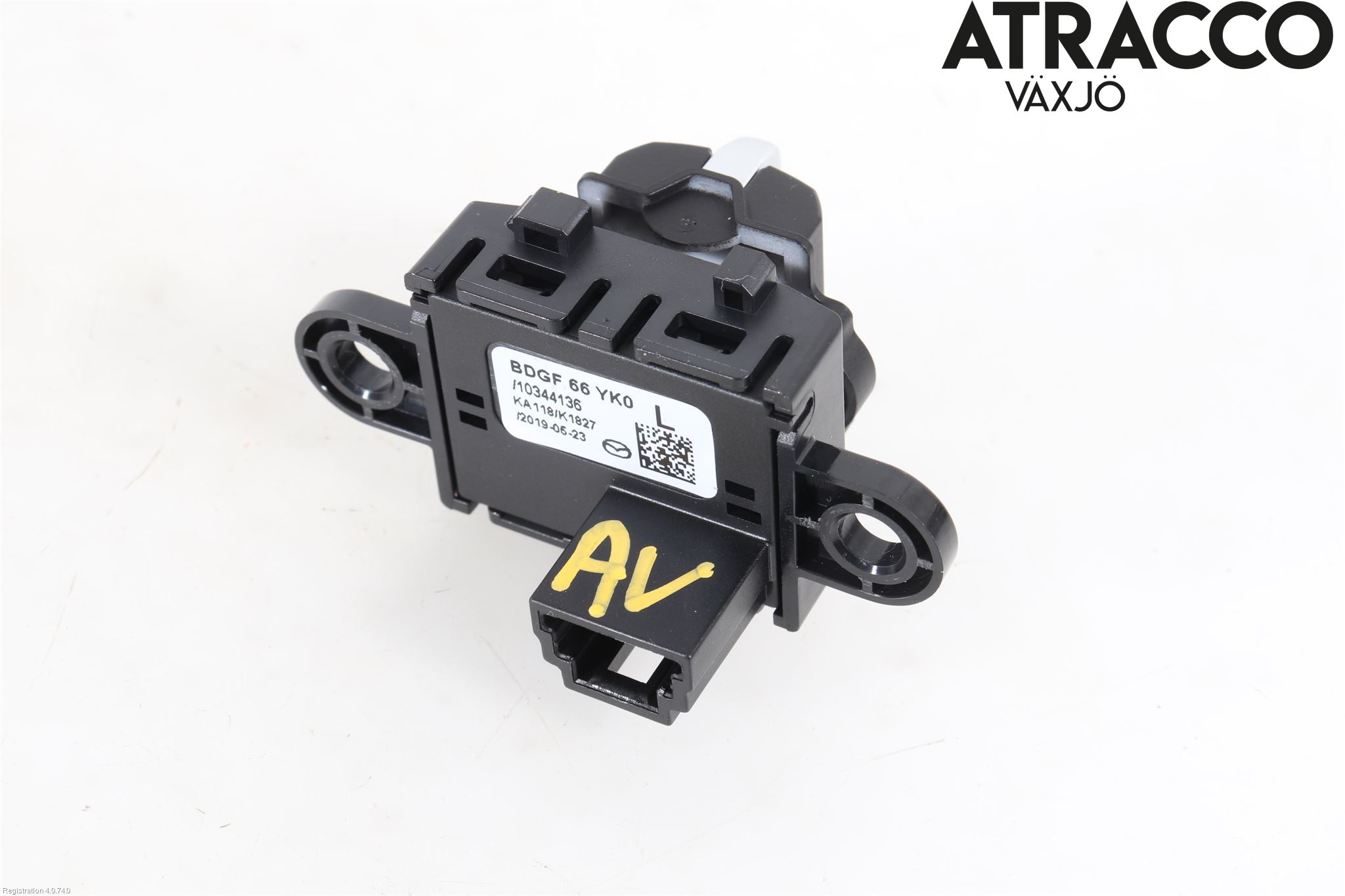 Mazda CX-30 20- Strömställare Övrigt