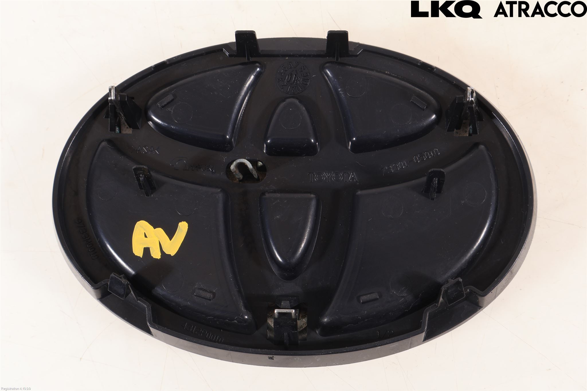 Toyota AVENSIS 07-08 Emblem