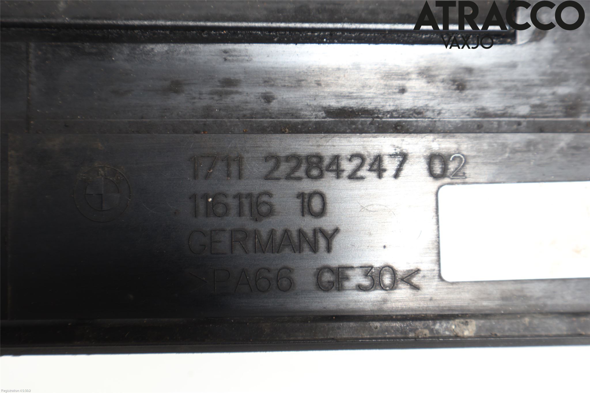 BMW 5 F10/F11/F18 09-17 Kylarfäste-Ram-Balk