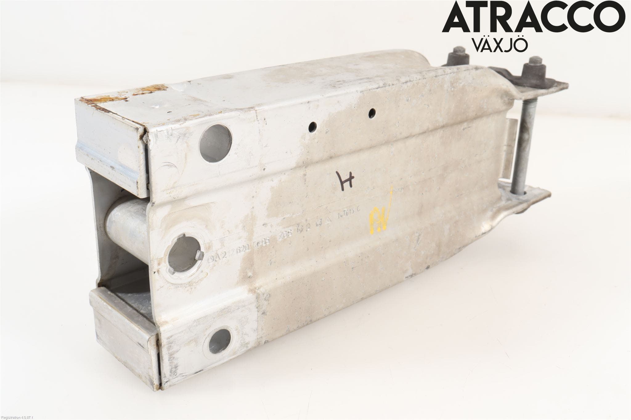 Mercedes-Benz MB CLS (C218/X218) 11-17 Stötfångarbärjärn Fram