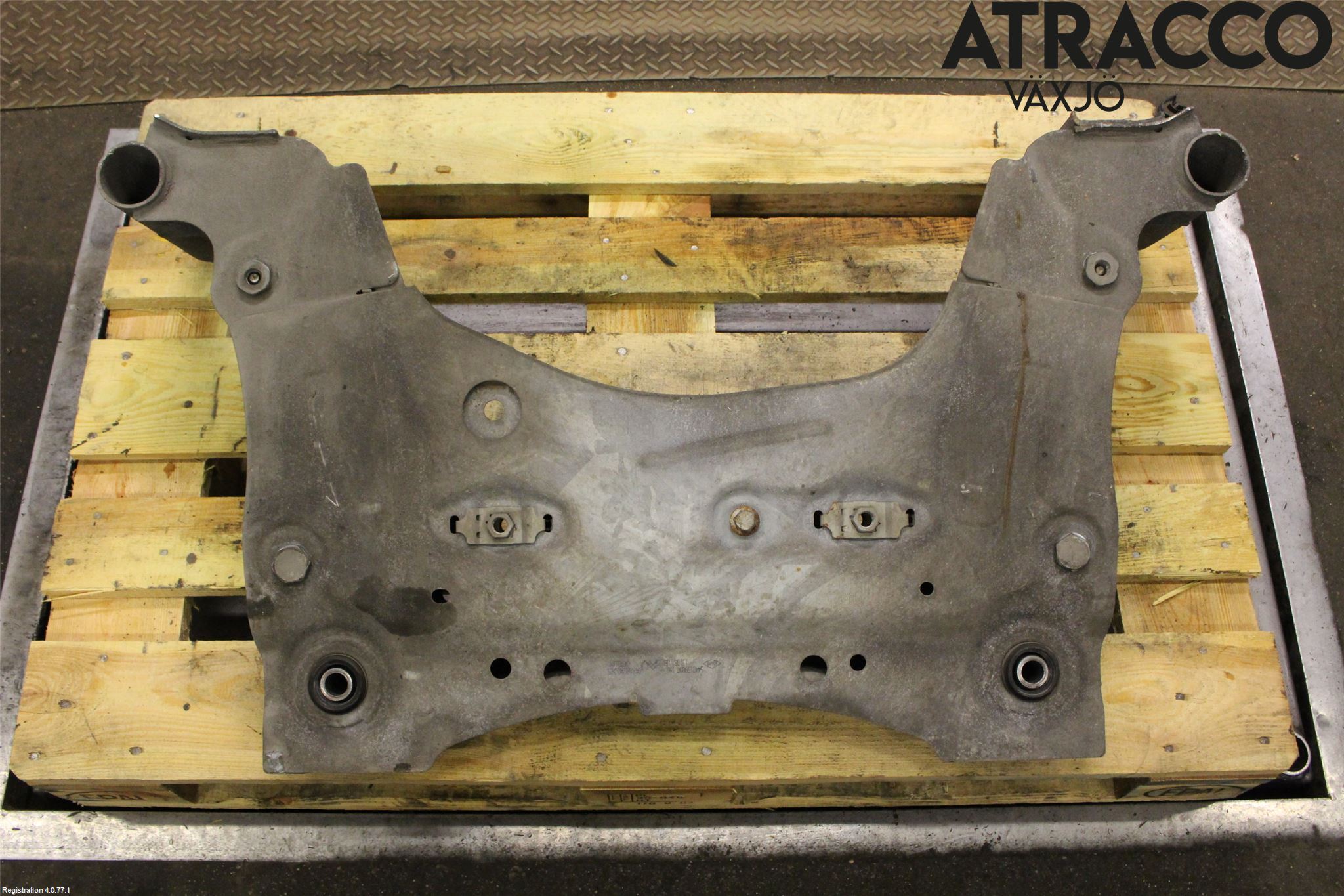 Renault MEGANE III 09-15 Framvagnsbalk