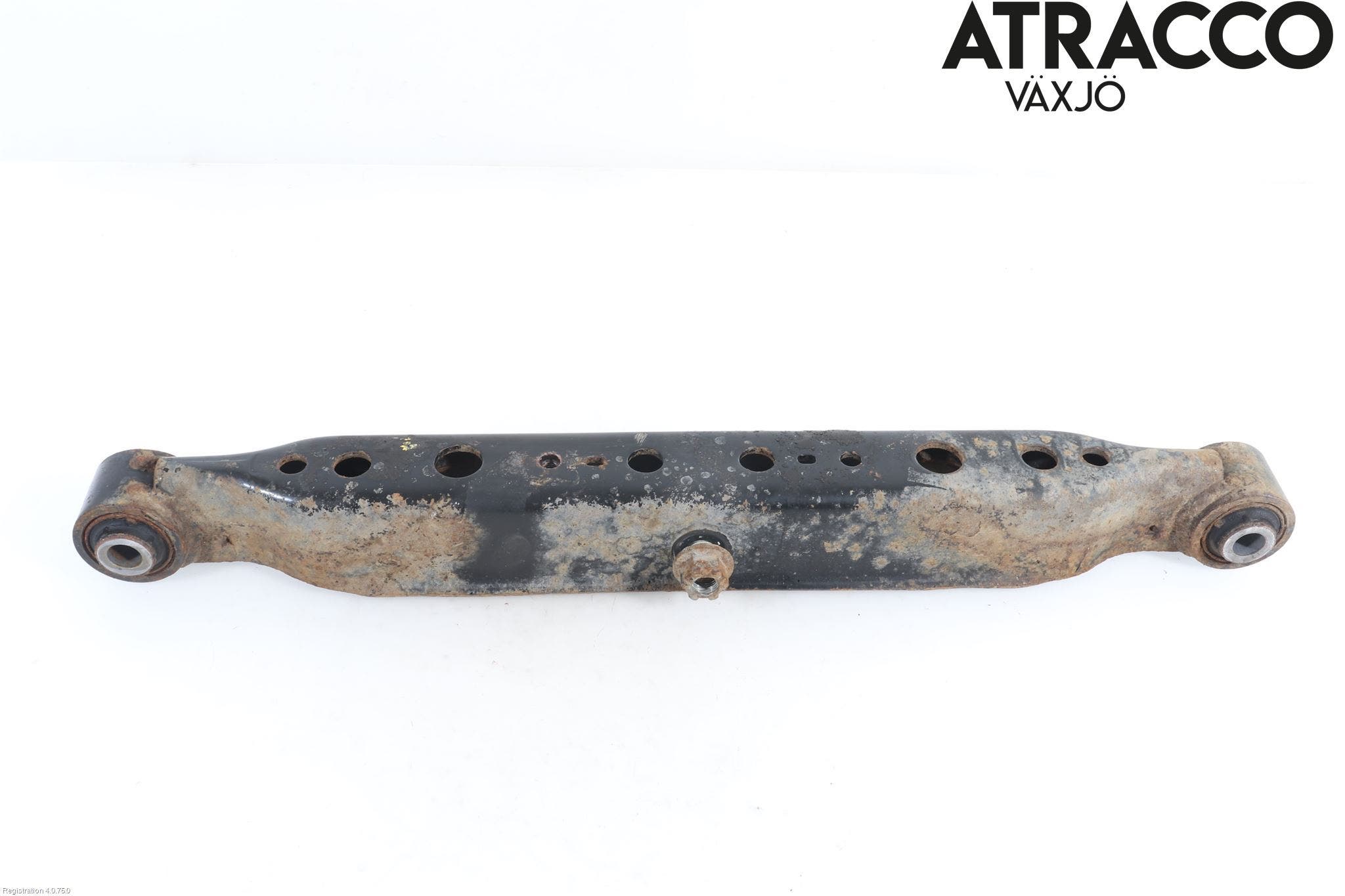 Nissan X-TRAIL 14-21 Bärarm Bak Höger