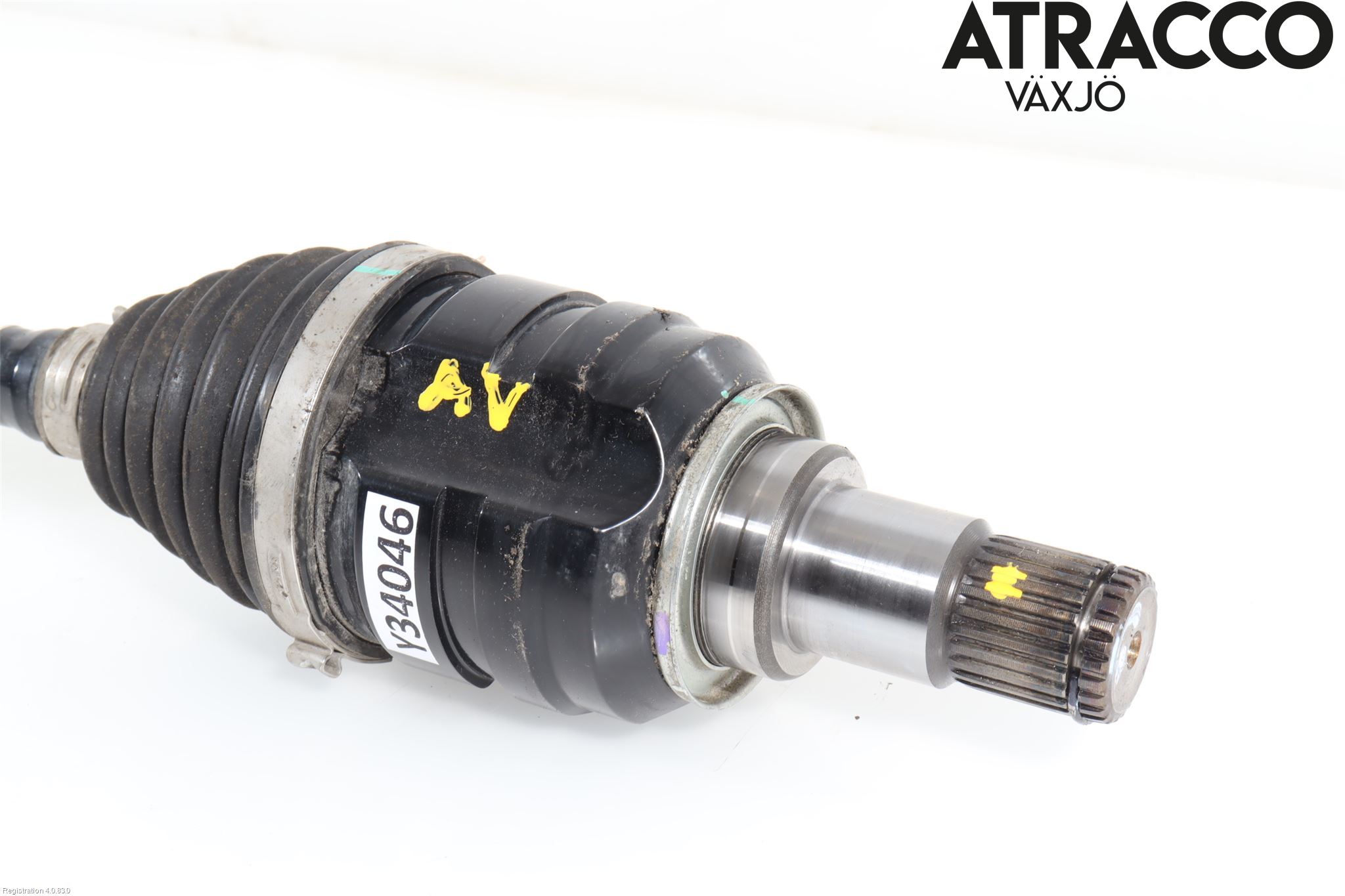 Toyota C-HR 16-23 Drivaxel Fram Vänster