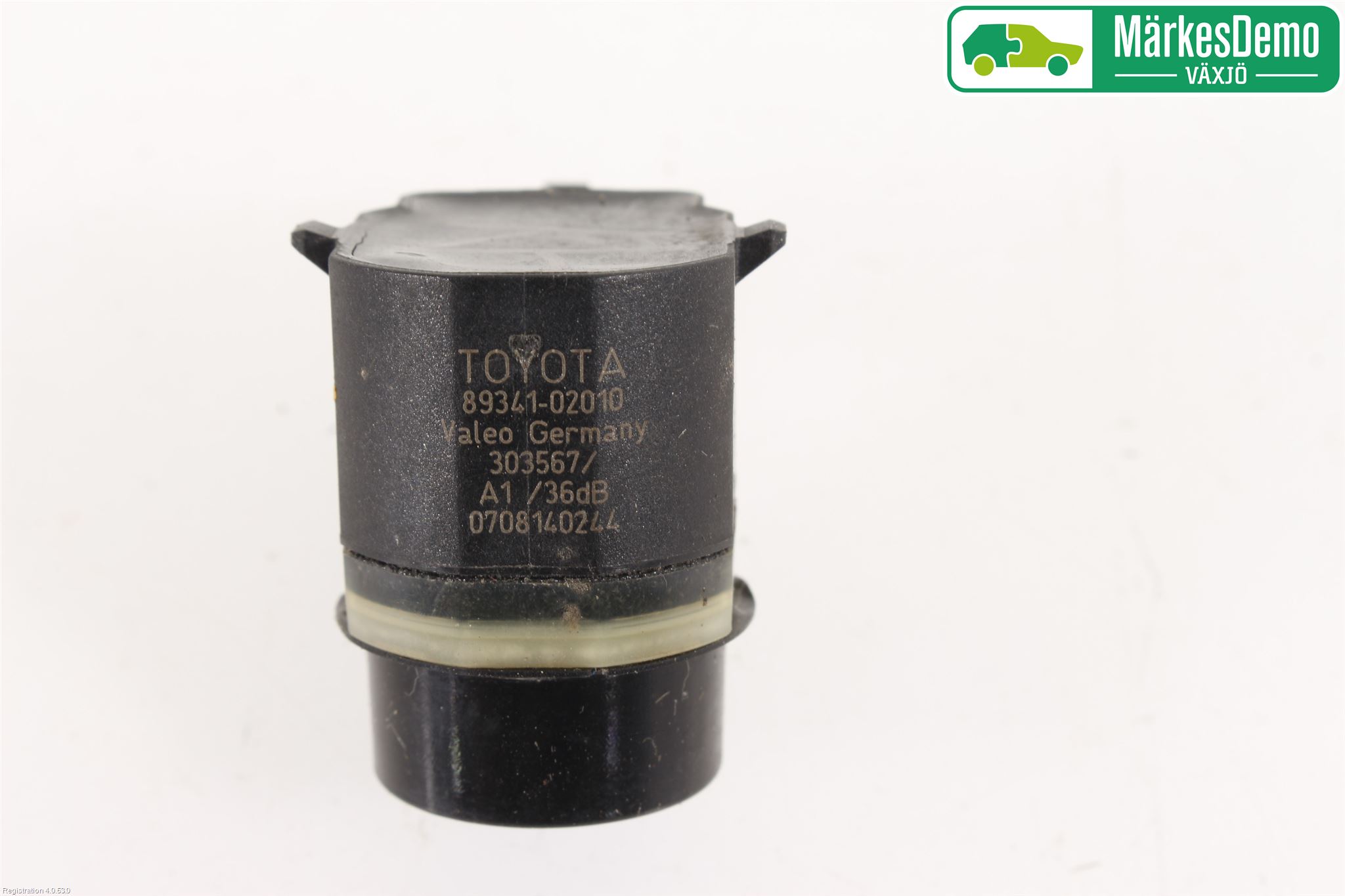 Toyota AURIS 13-19 Parkeringshjälp Frontsensor