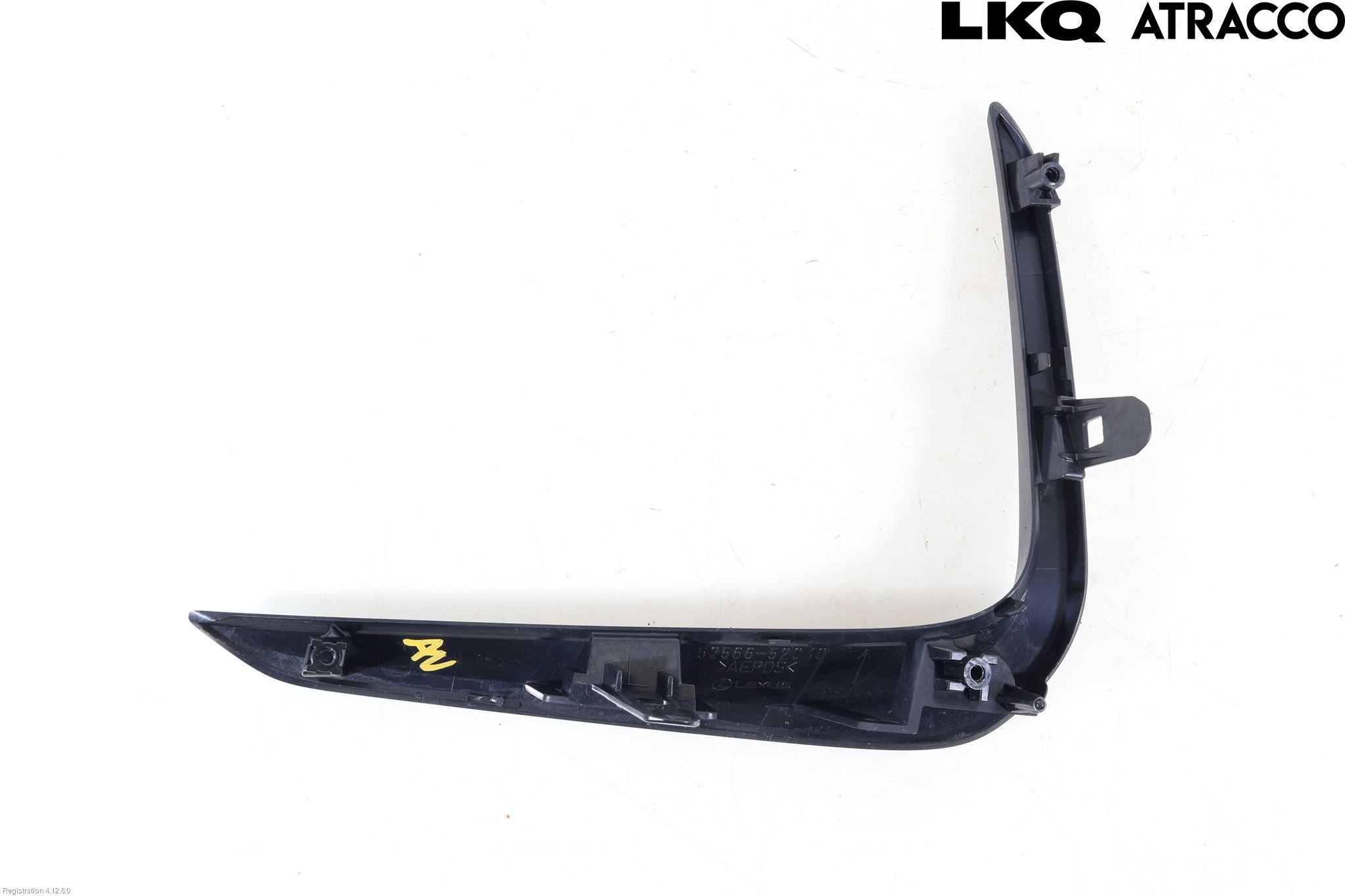 Lexus LBX 24- Stötfångardel Bak Vä