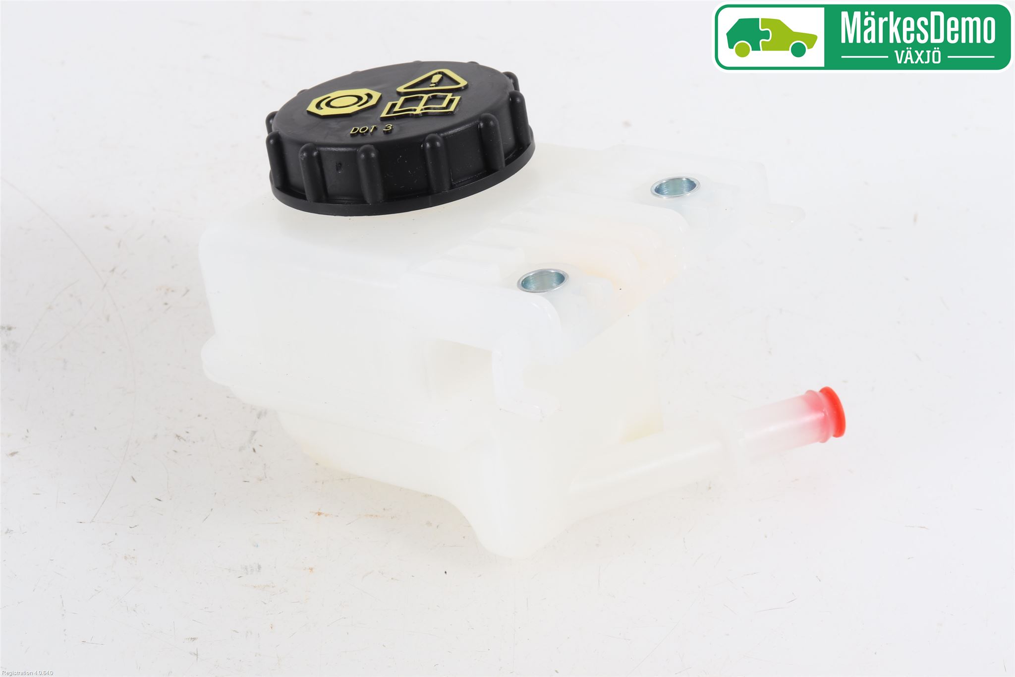 Mazda 3 IV 19- Bromsvätskebehållare