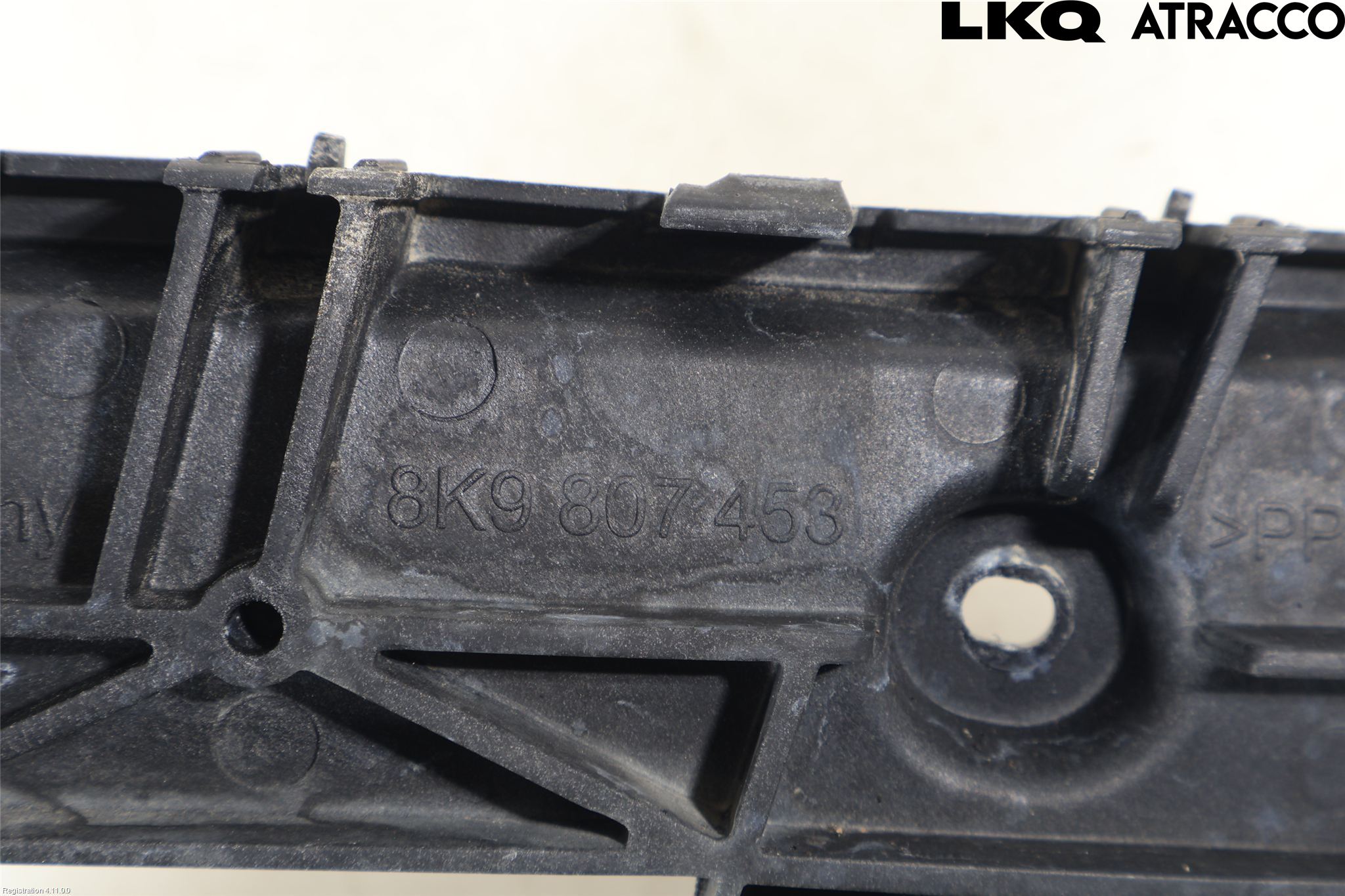 Audi A4/S4 08-11 Stötfångarfäste Bak Vä