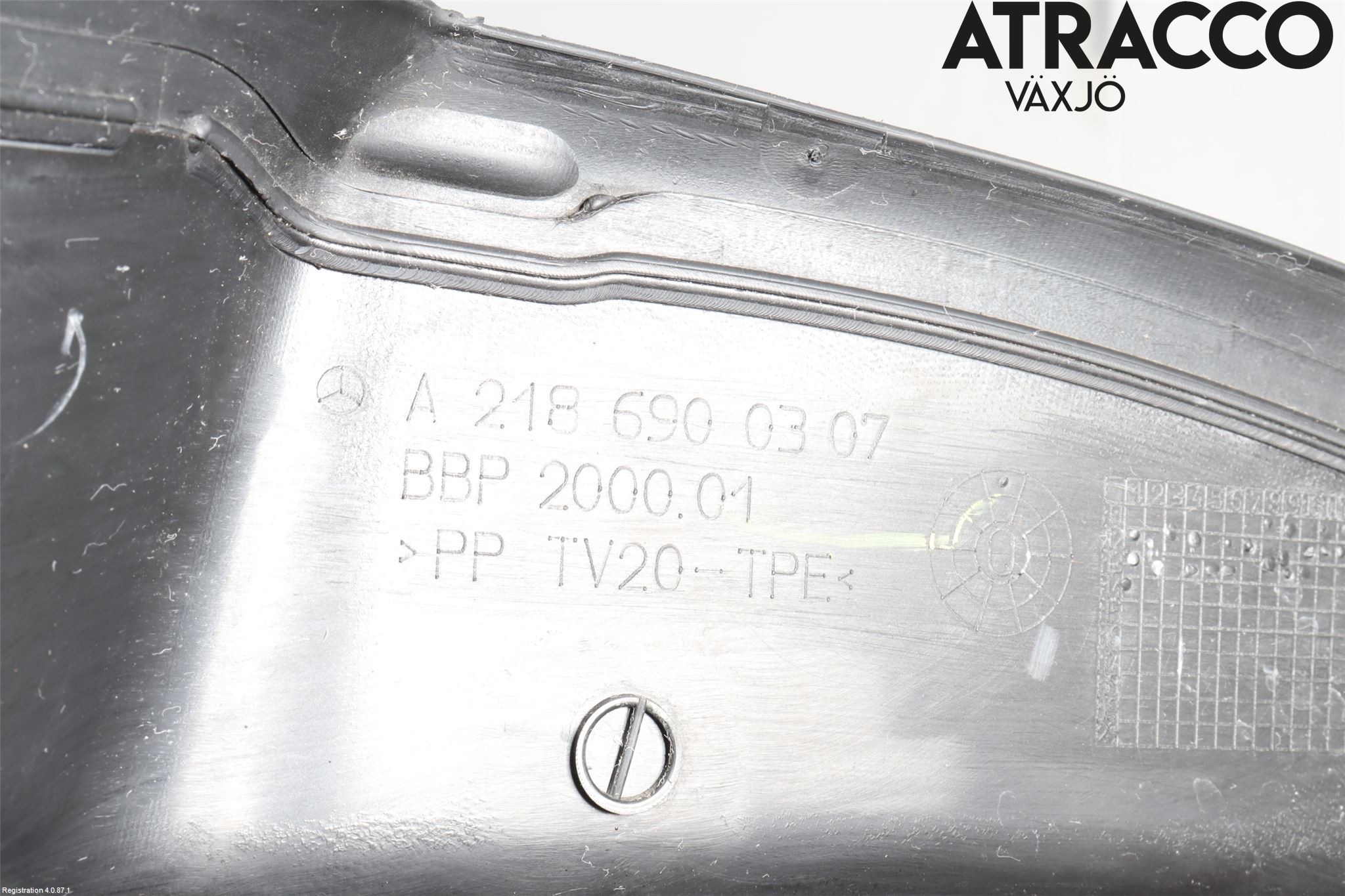 Mercedes-Benz MB CLS (C218/X218) 11-17 Inrbagagerumklädsel-Golv