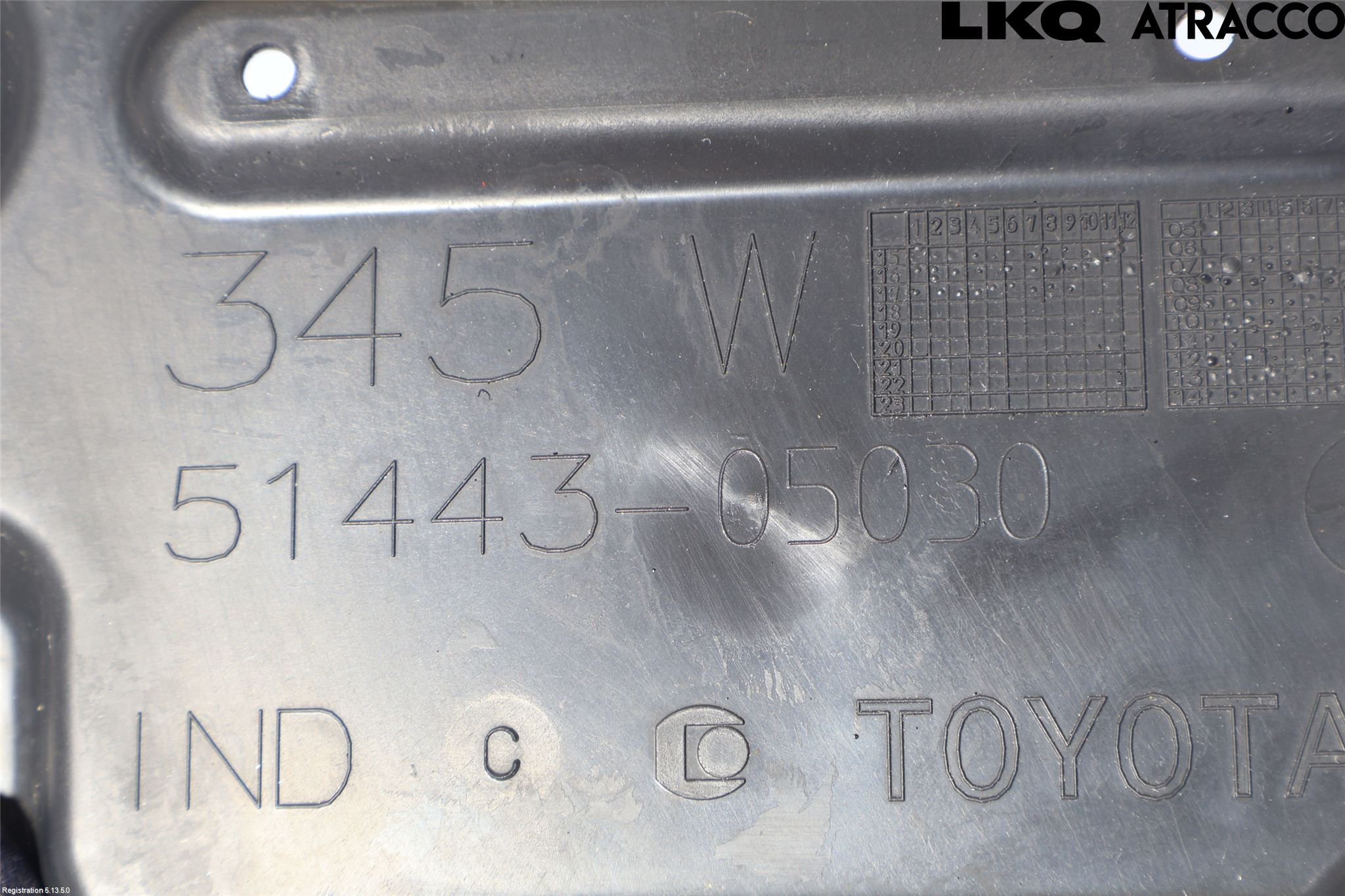 Toyota AURIS 13-19 Hasplåt Plåt-Plast
