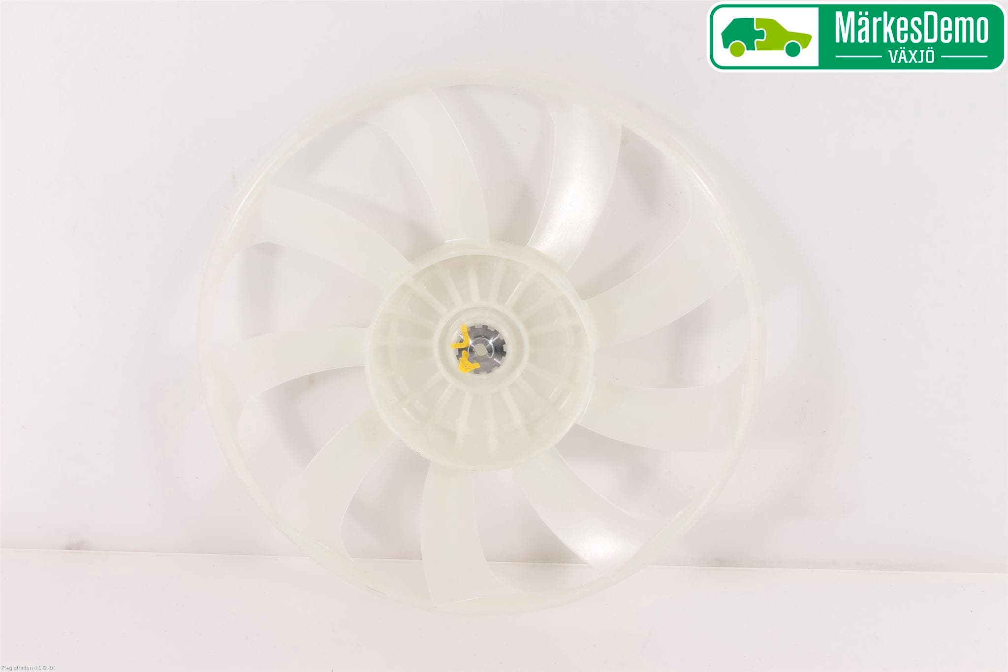 Toyota AURIS 13-19 Kylfläkt-Vinge