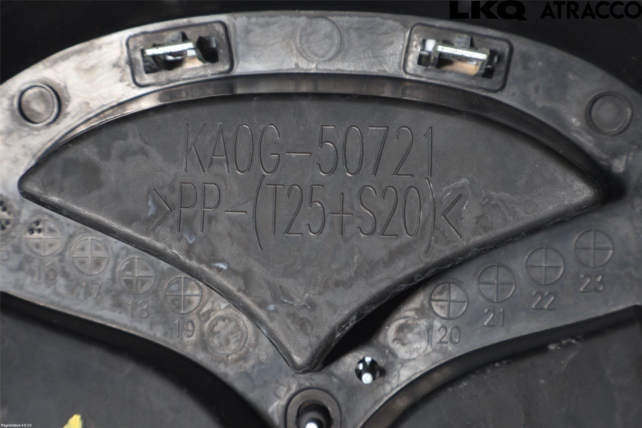 Mazda CX-5 12-17 Emblem