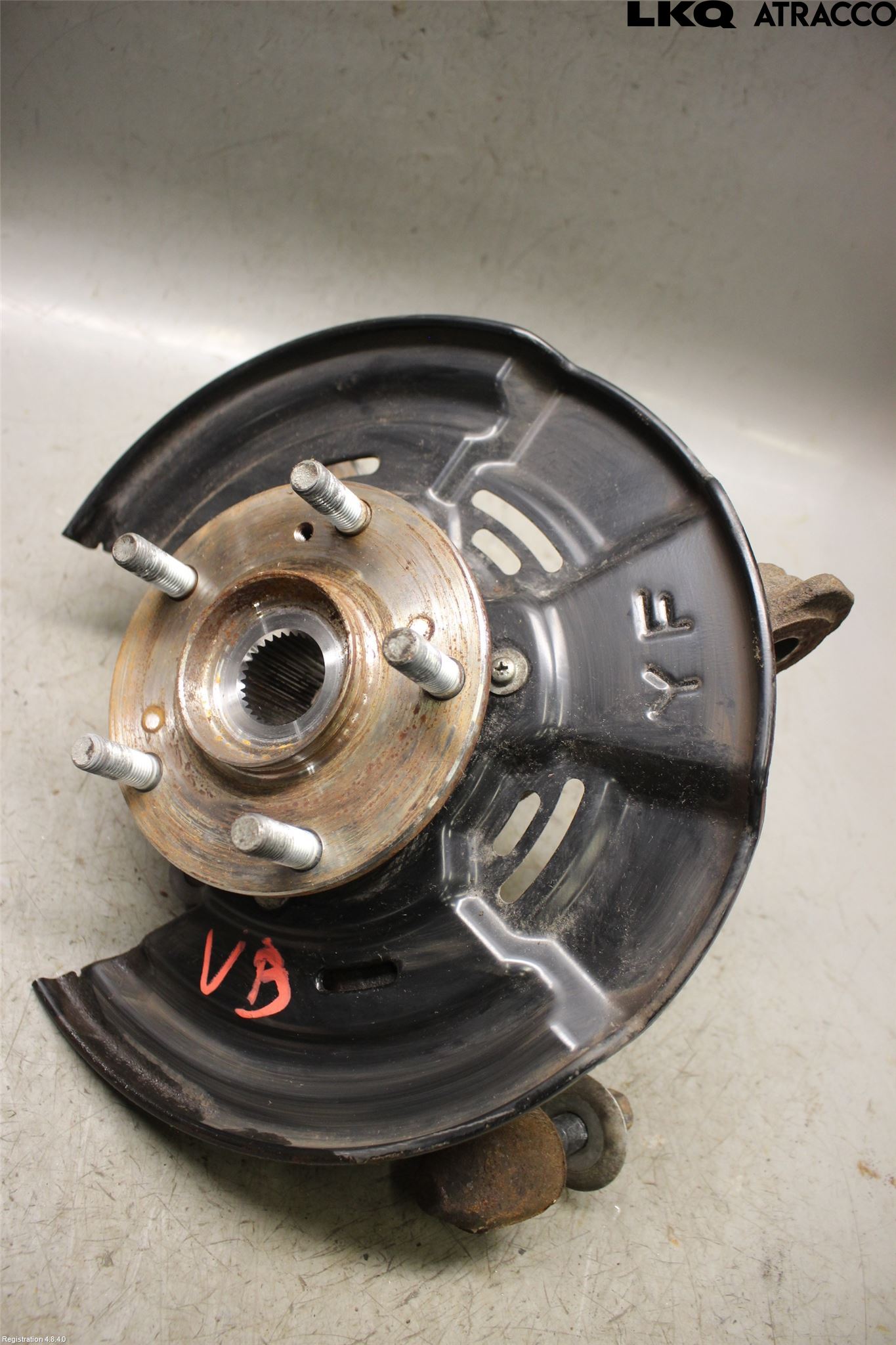 Honda E 20-23 Hjullagerhus-Spindel Vä B