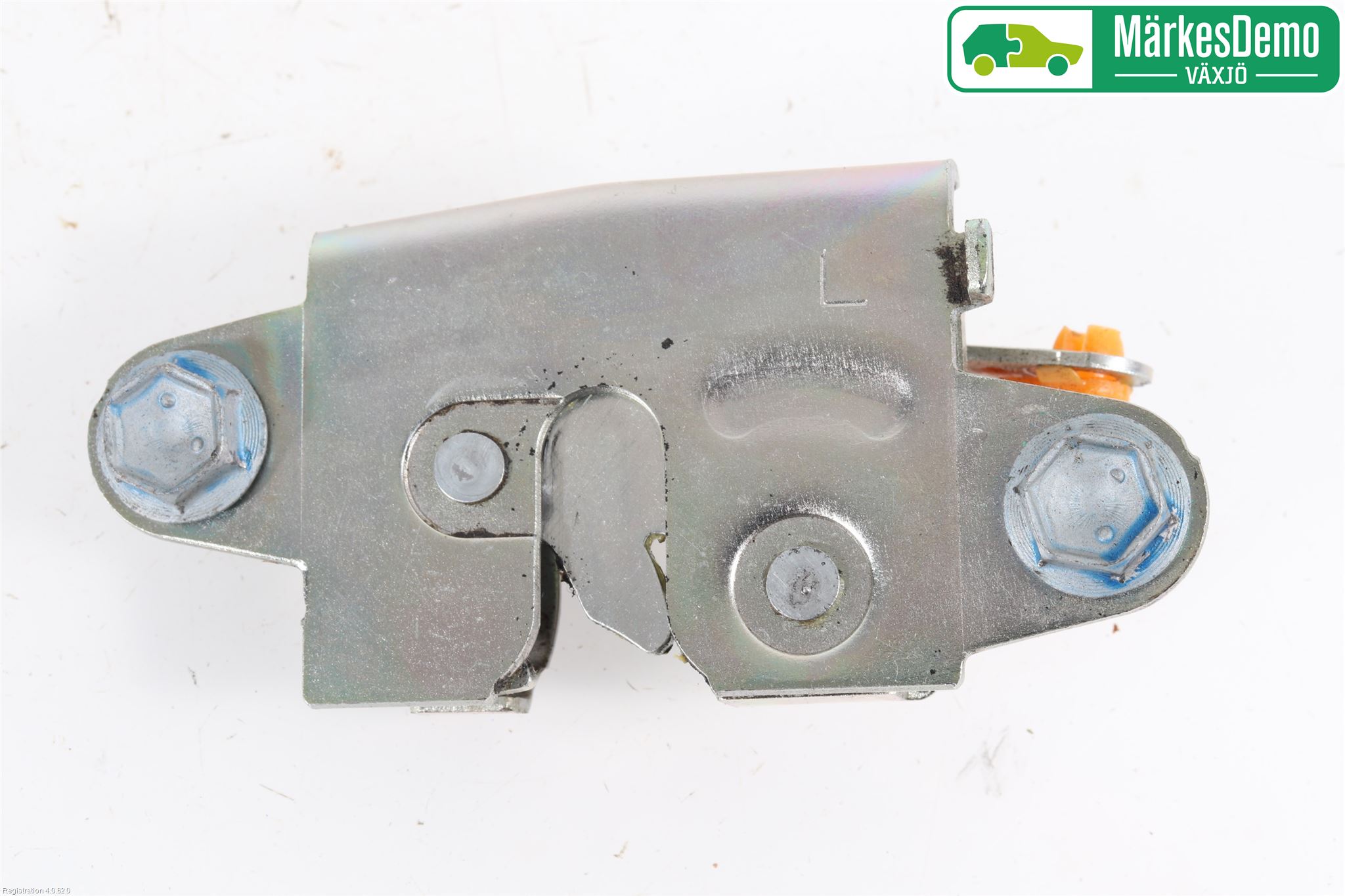 Toyota HILUX 16- Låskista Baklucka